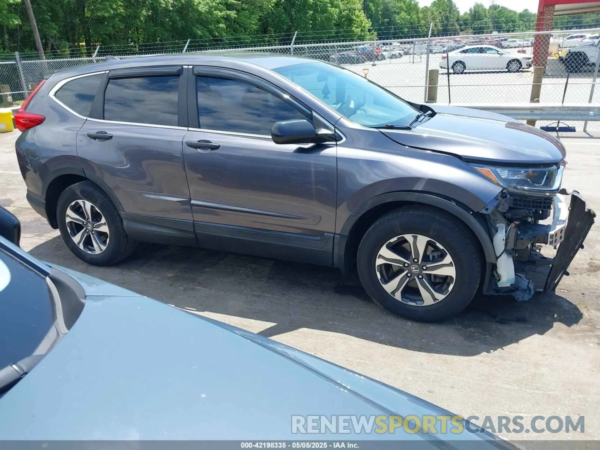 13 Photograph of a damaged car 2HKRW6H35KH227956 HONDA CR-V 2019