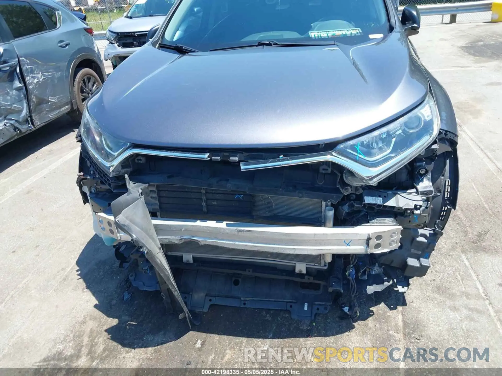 6 Photograph of a damaged car 2HKRW6H35KH227956 HONDA CR-V 2019
