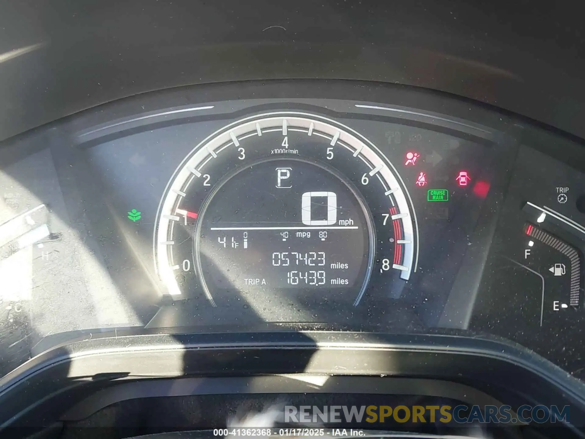 16 Photograph of a damaged car 2HKRW6H37KH232205 HONDA CR-V 2019