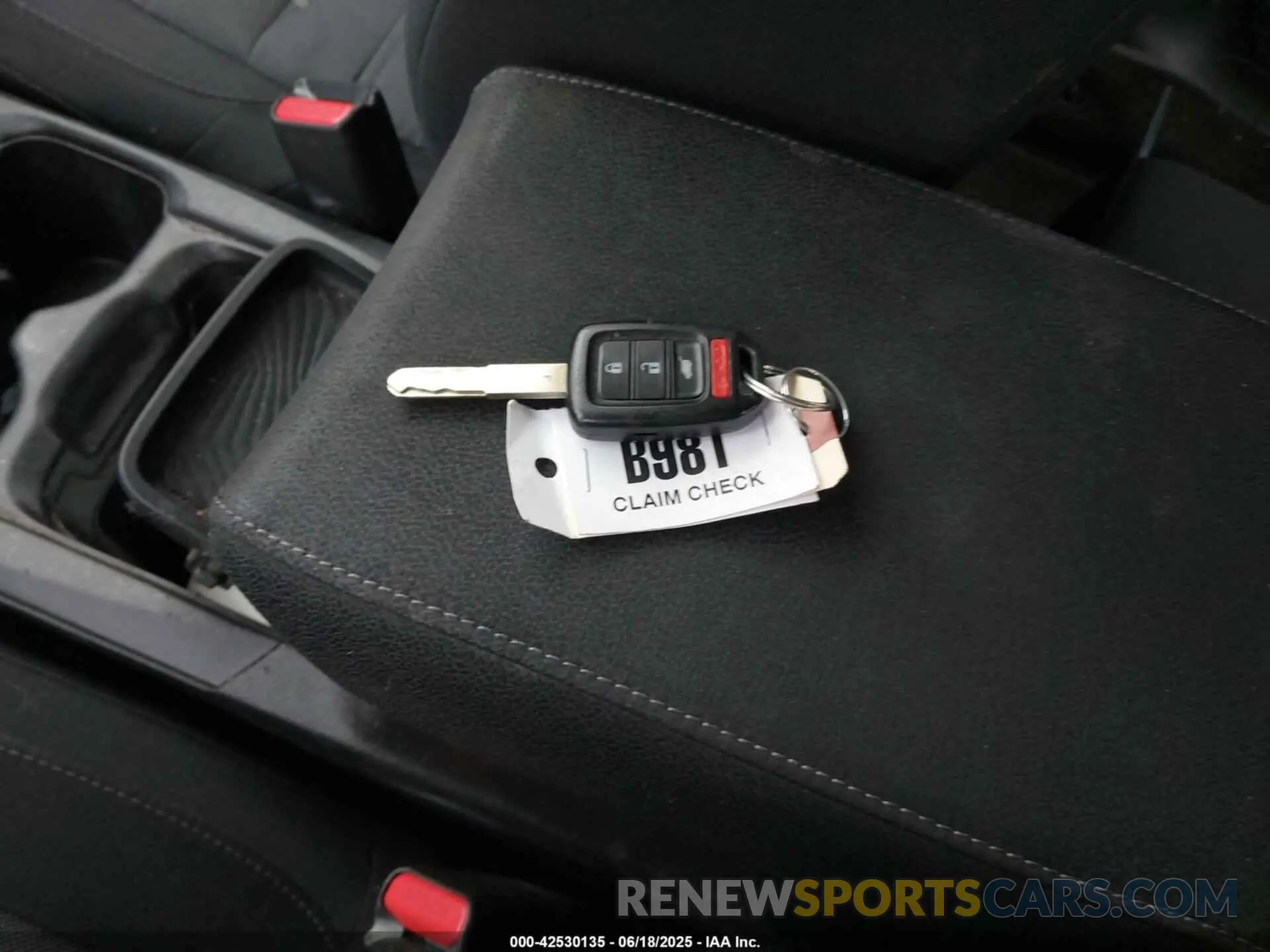11 Фотография поврежденного автомобиля 2HKRW6H39KH228320 HONDA CR-V 2019