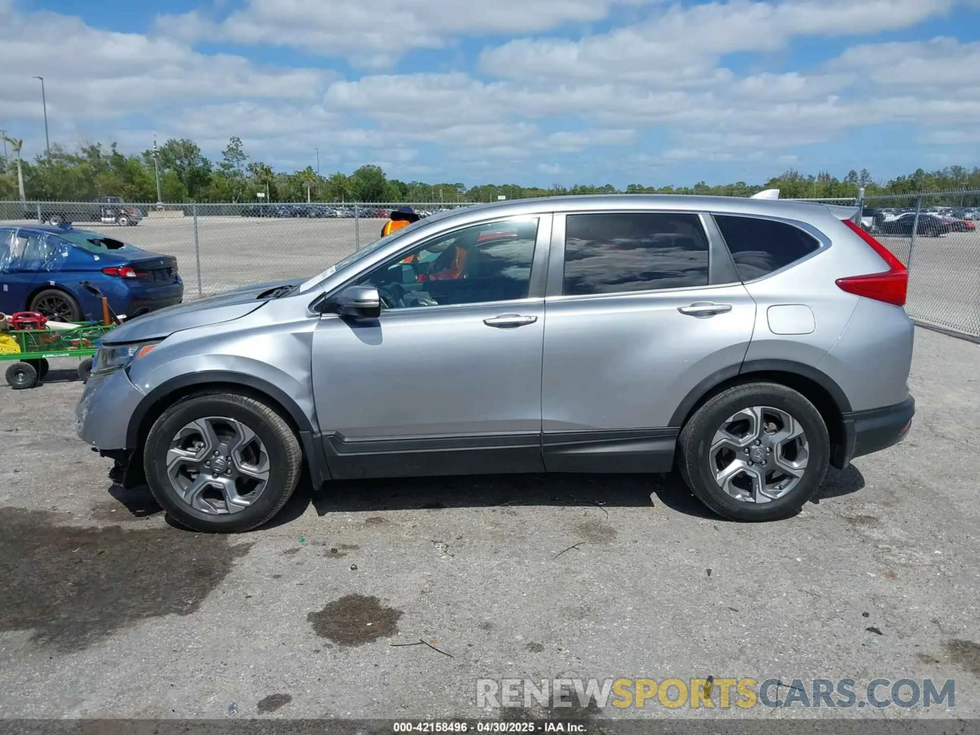 14 Фотография поврежденного автомобиля 5J6RW1H51KA008613 HONDA CR-V 2019