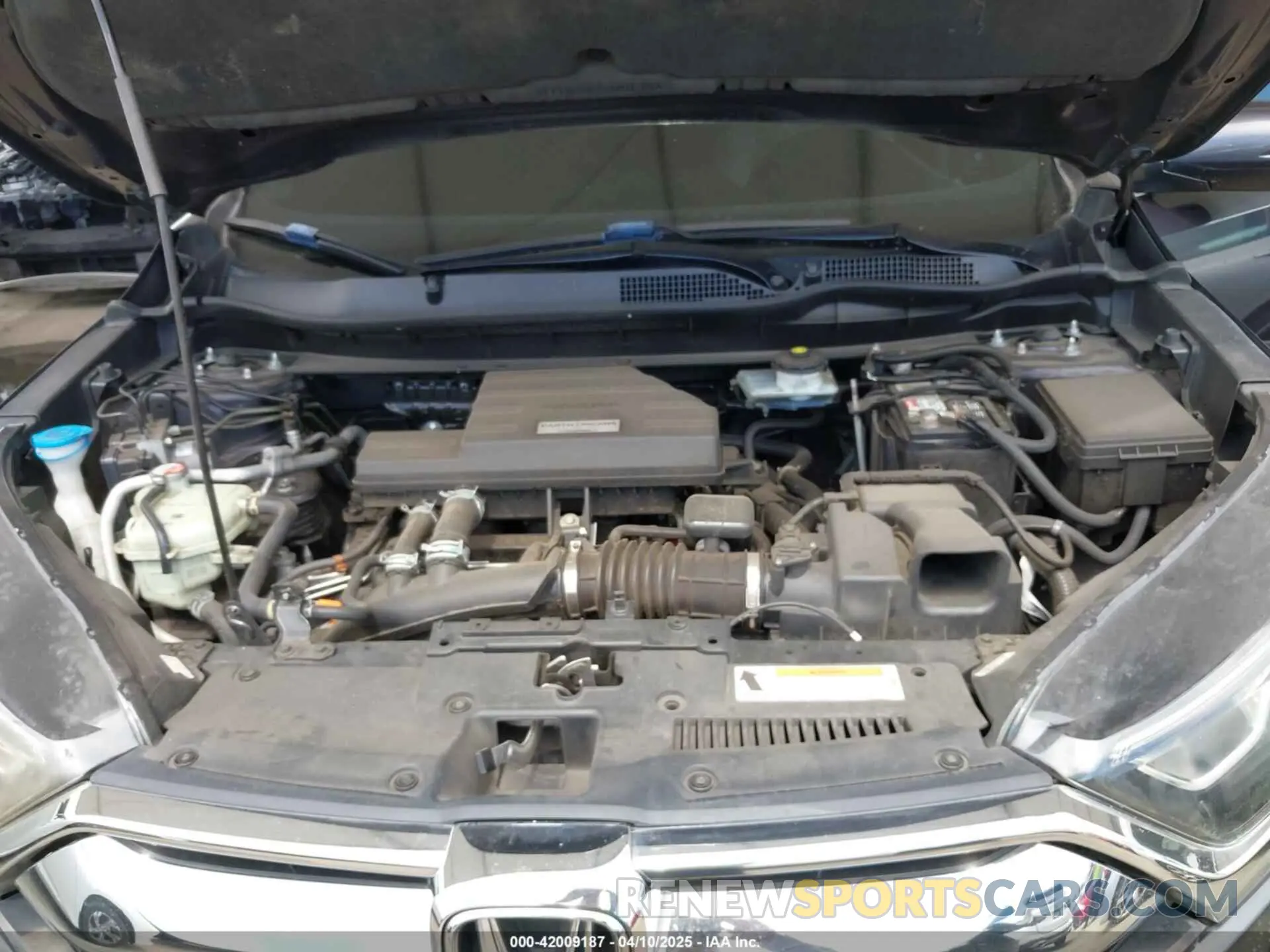 10 Photograph of a damaged car 5J6RW1H53KA031097 HONDA CR-V 2019