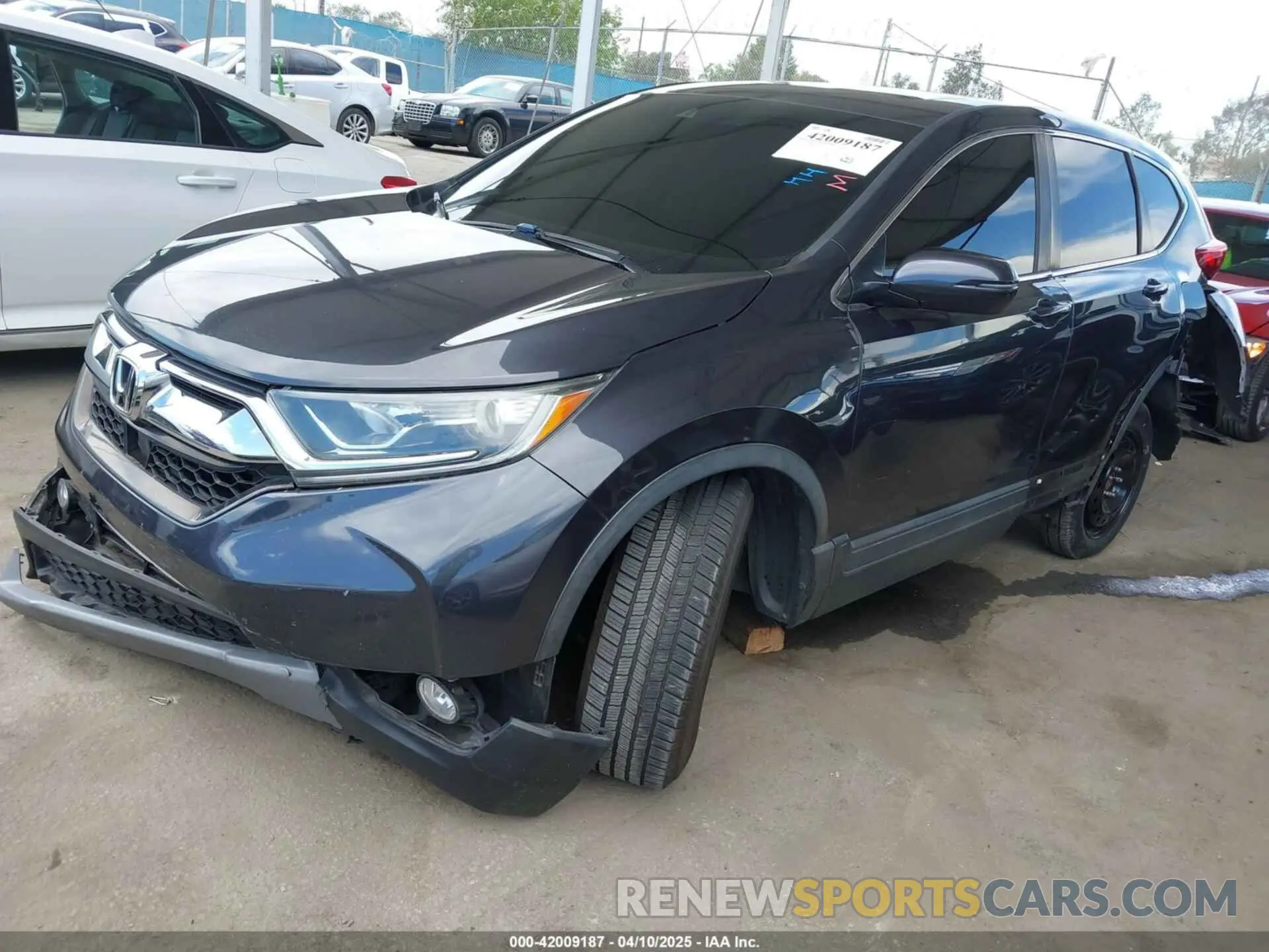 2 Photograph of a damaged car 5J6RW1H53KA031097 HONDA CR-V 2019