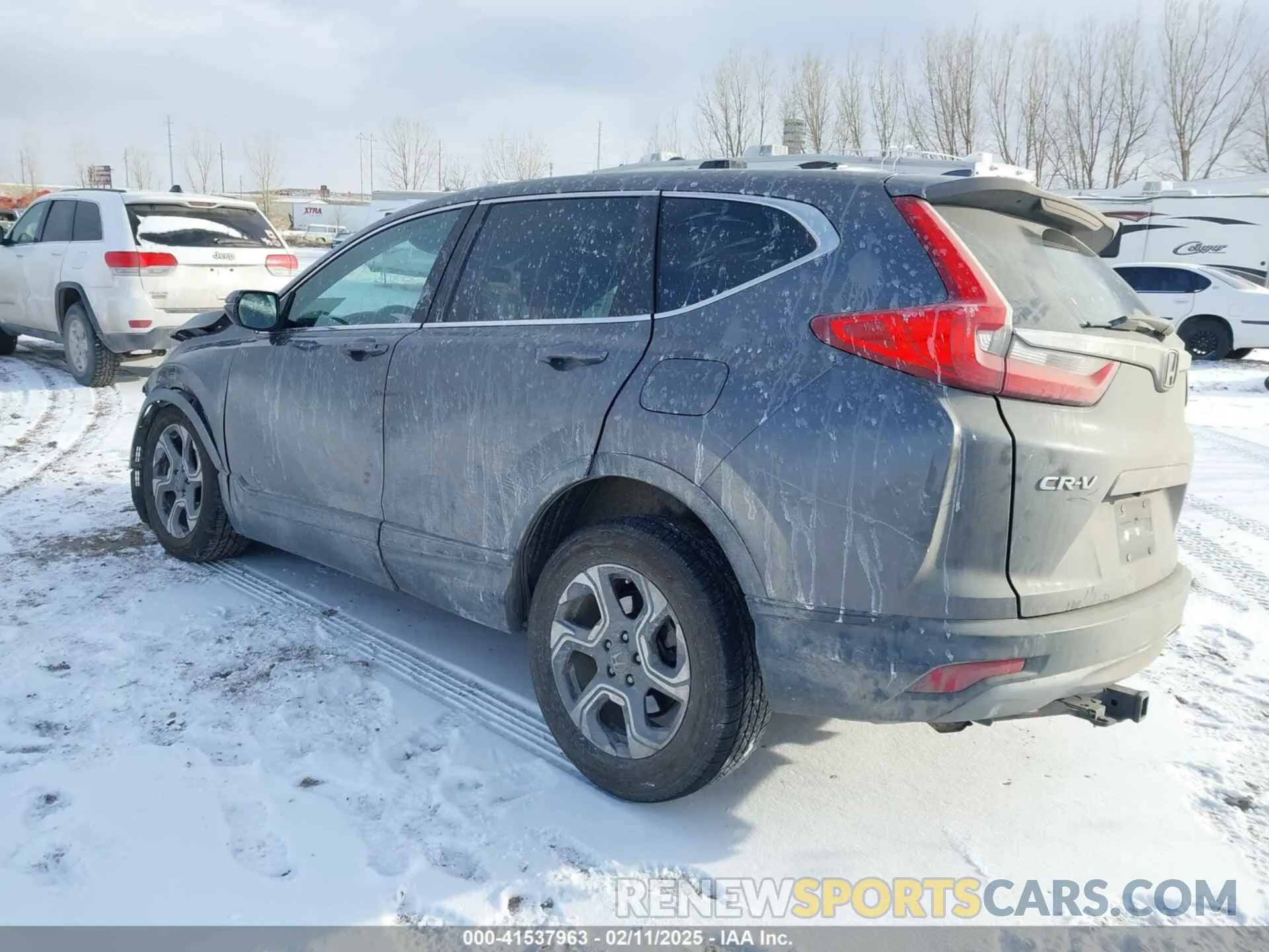 3 Photograph of a damaged car 5J6RW1H53KA043072 HONDA CR-V 2019