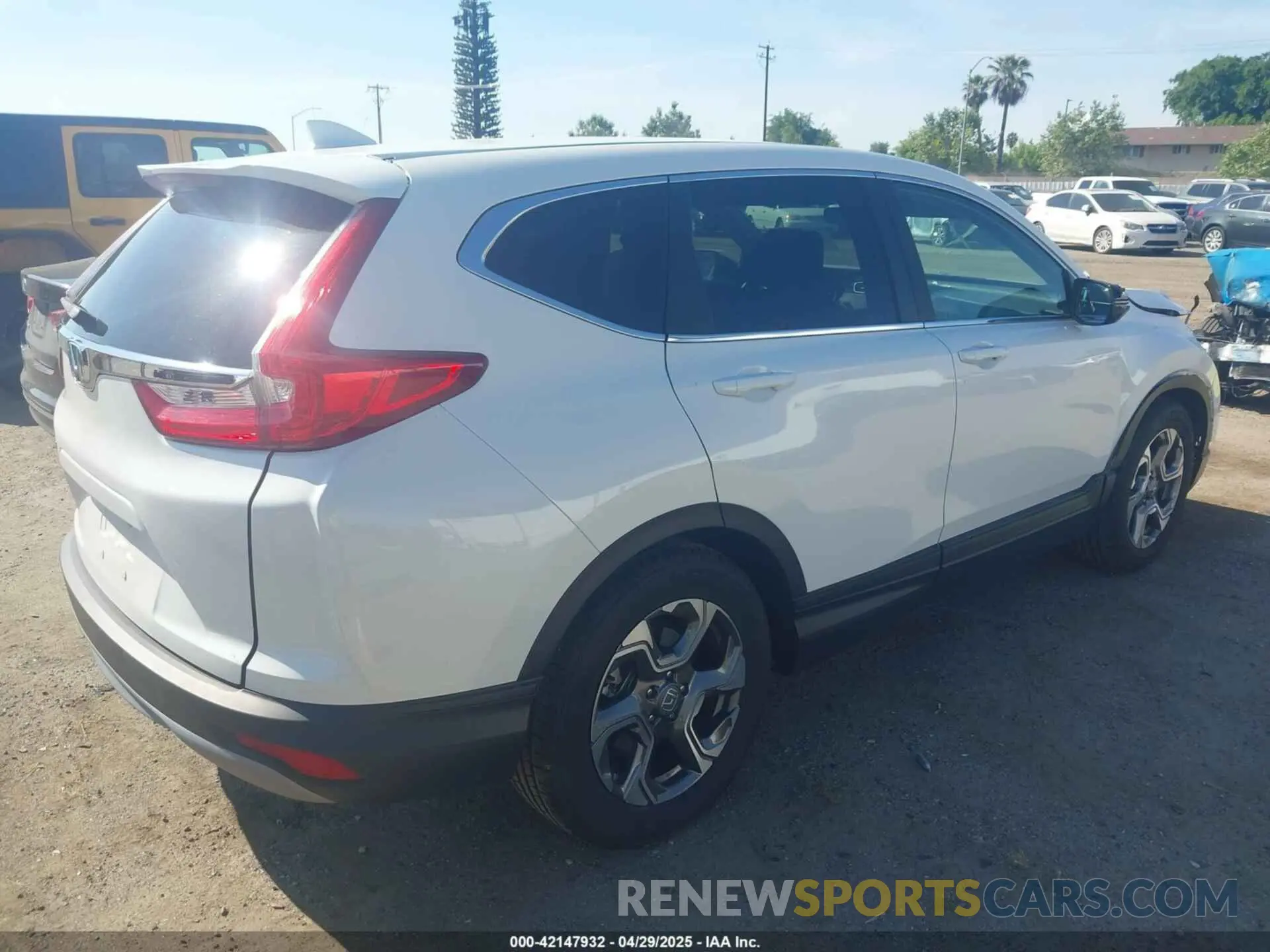 4 Фотография поврежденного автомобиля 5J6RW1H54KA020531 HONDA CR-V 2019