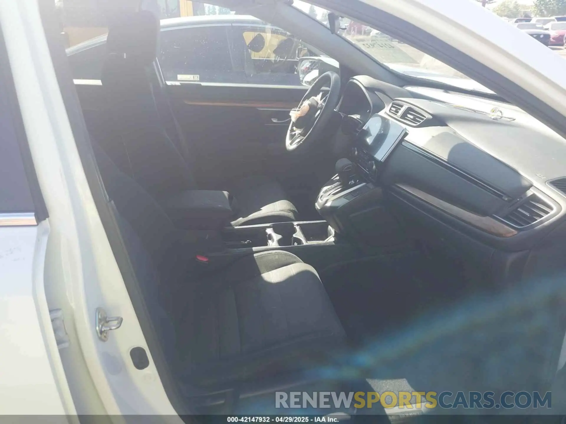 5 Фотография поврежденного автомобиля 5J6RW1H54KA020531 HONDA CR-V 2019