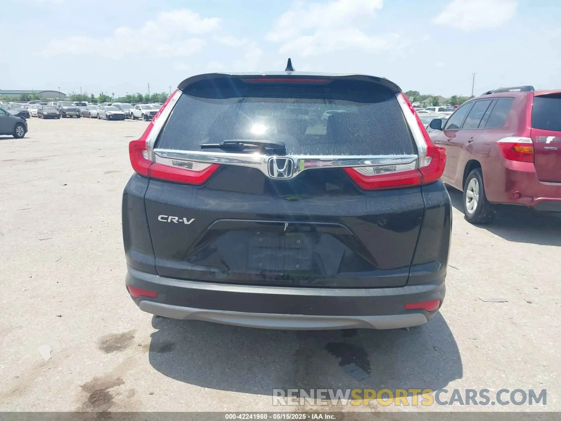 16 Photograph of a damaged car 5J6RW1H55KA003835 HONDA CR-V 2019