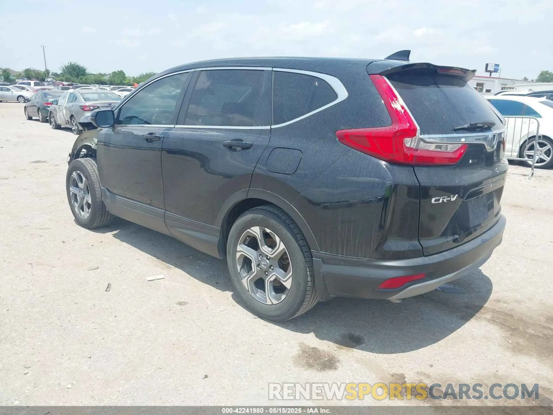 3 Photograph of a damaged car 5J6RW1H55KA003835 HONDA CR-V 2019