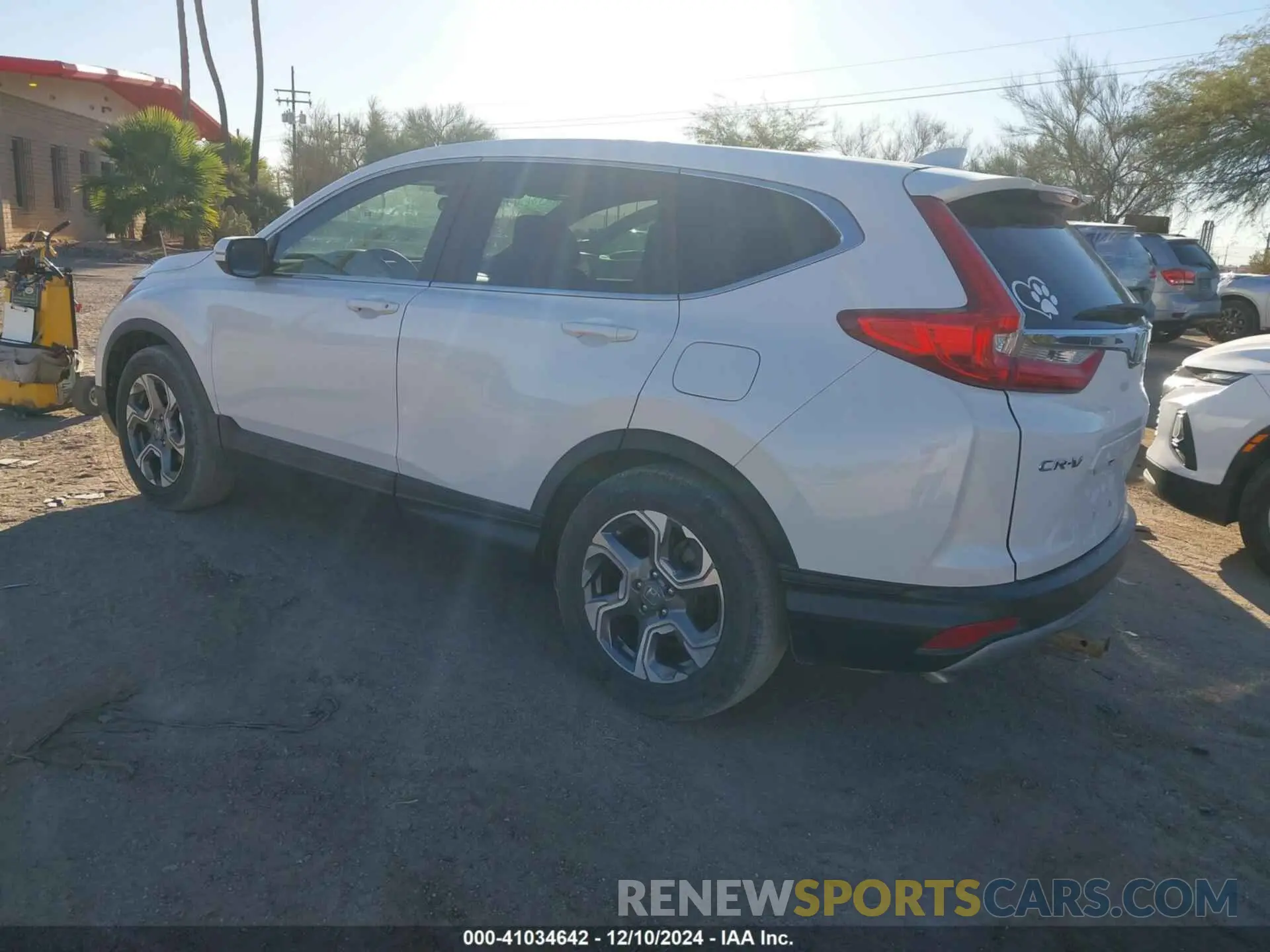 3 Фотография поврежденного автомобиля 5J6RW1H55KA037015 HONDA CR-V 2019