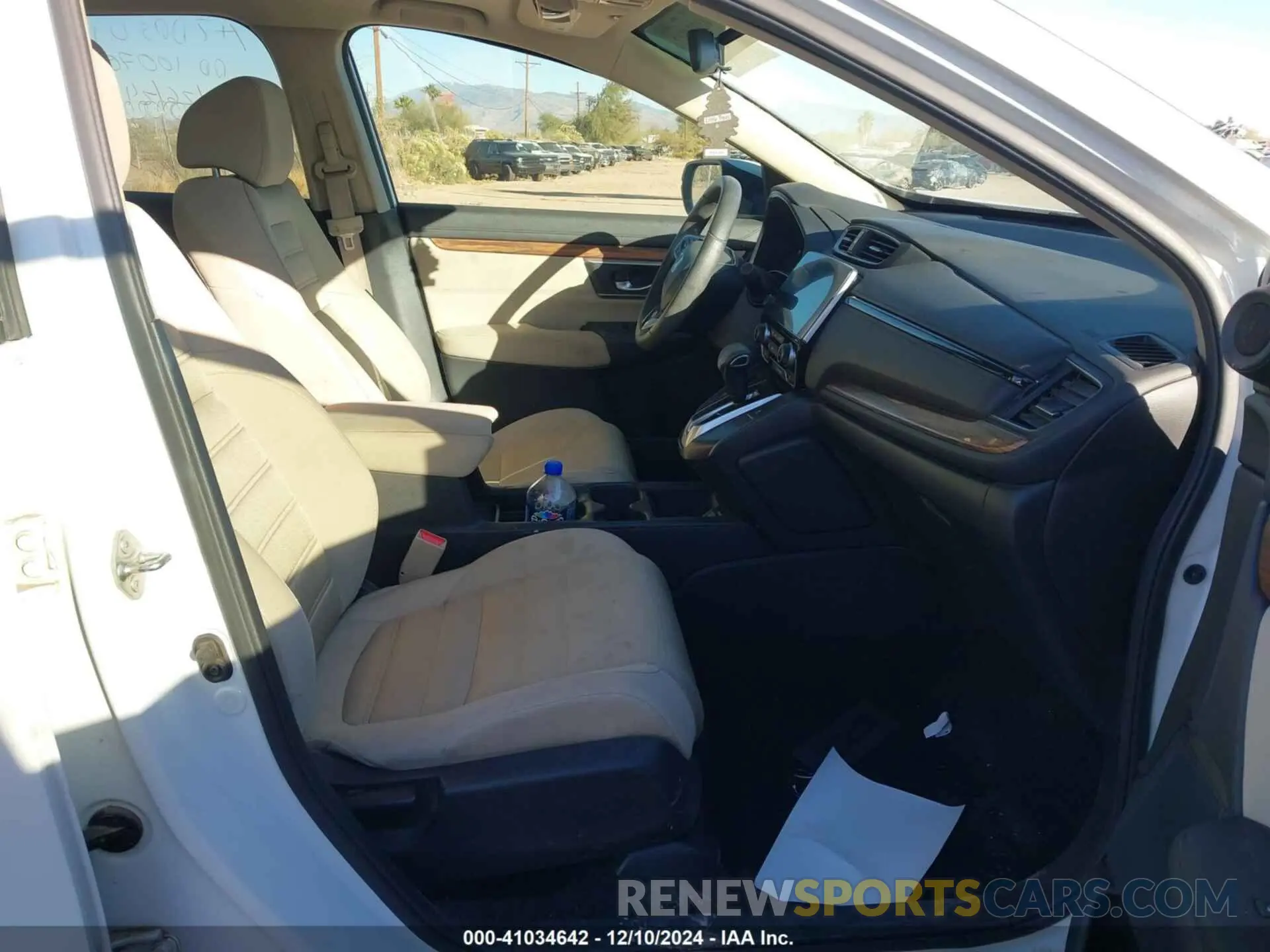 5 Фотография поврежденного автомобиля 5J6RW1H55KA037015 HONDA CR-V 2019