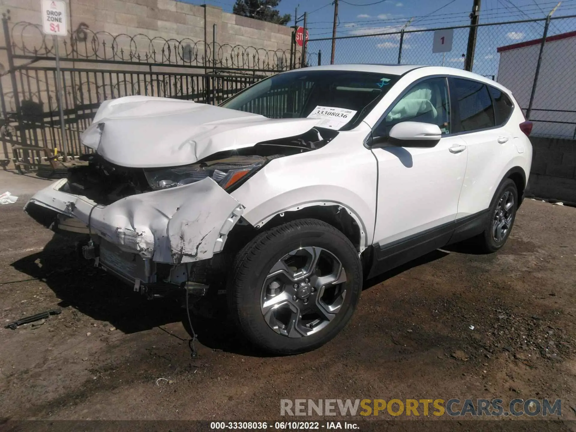2 Photograph of a damaged car 5J6RW1H58KA026137 HONDA CR-V 2019