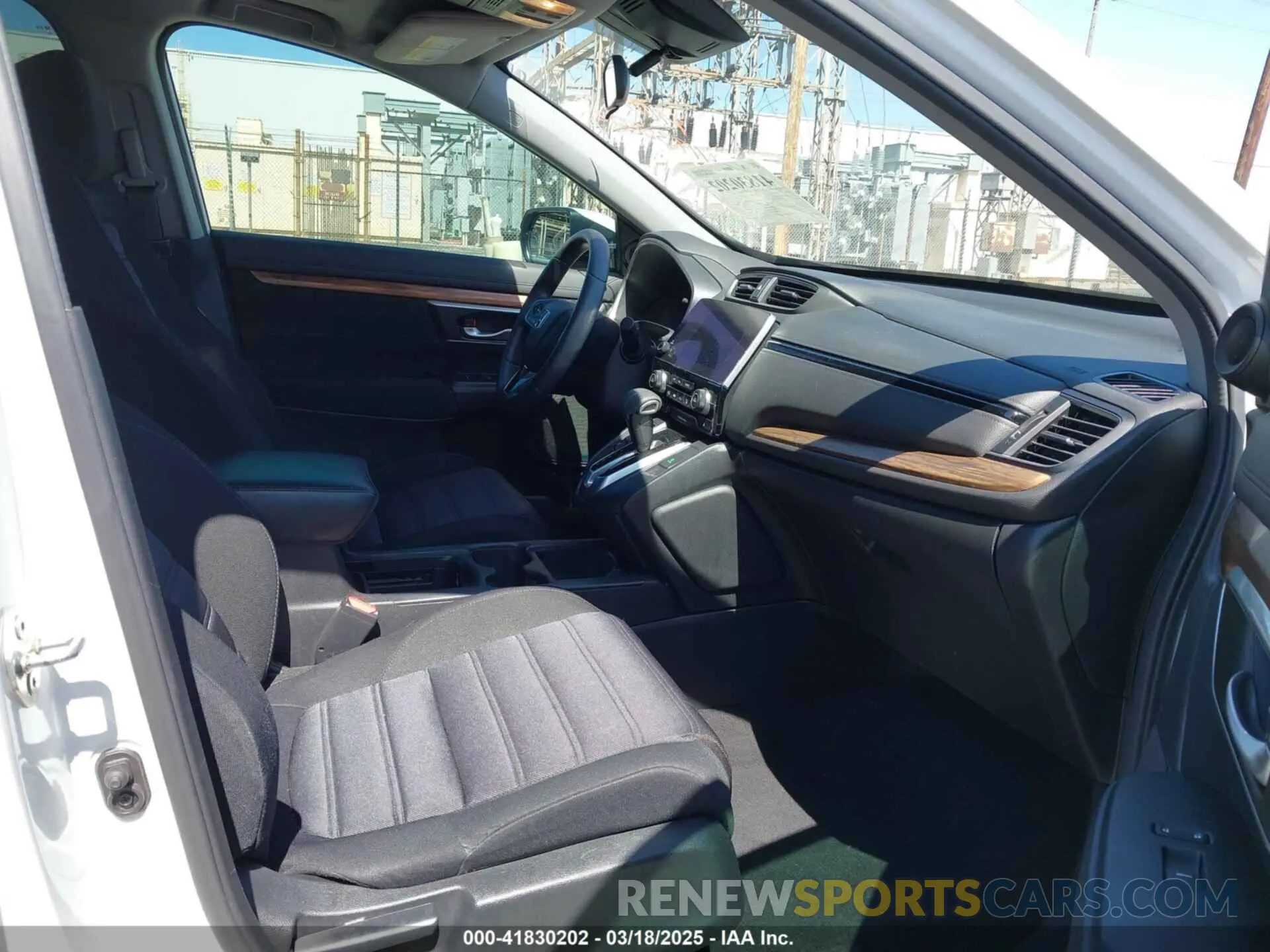 5 Фотография поврежденного автомобиля 5J6RW1H59KA012571 HONDA CR-V 2019
