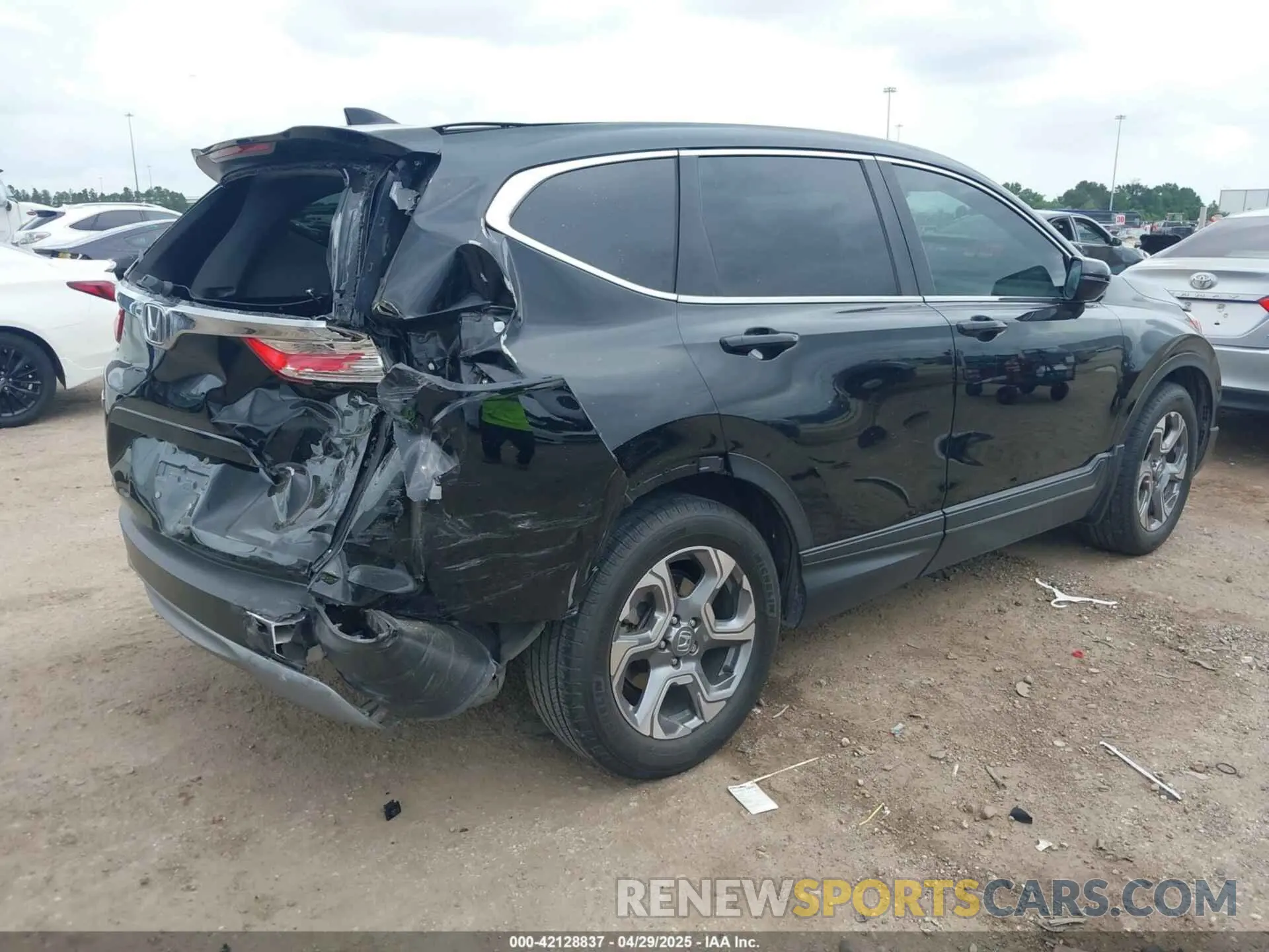 4 Фотография поврежденного автомобиля 5J6RW1H80KA036459 HONDA CR-V 2019