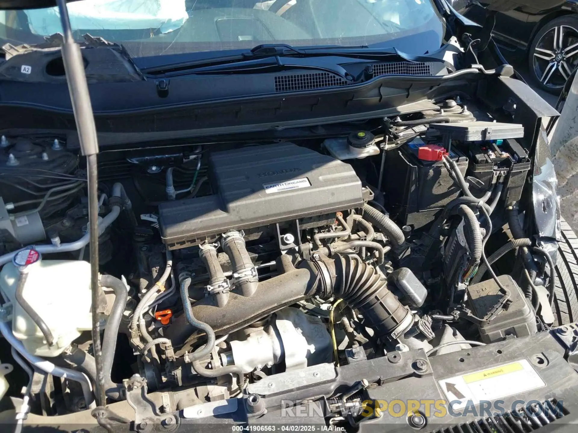 10 Photograph of a damaged car 5J6RW1H84KA001472 HONDA CR-V 2019