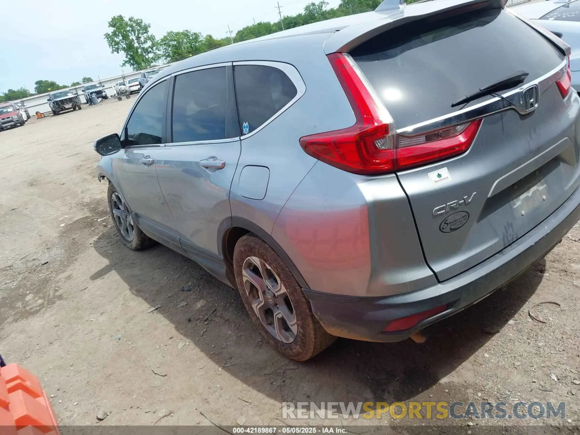 3 Фотография поврежденного автомобиля 5J6RW1H84KA017039 HONDA CR-V 2019