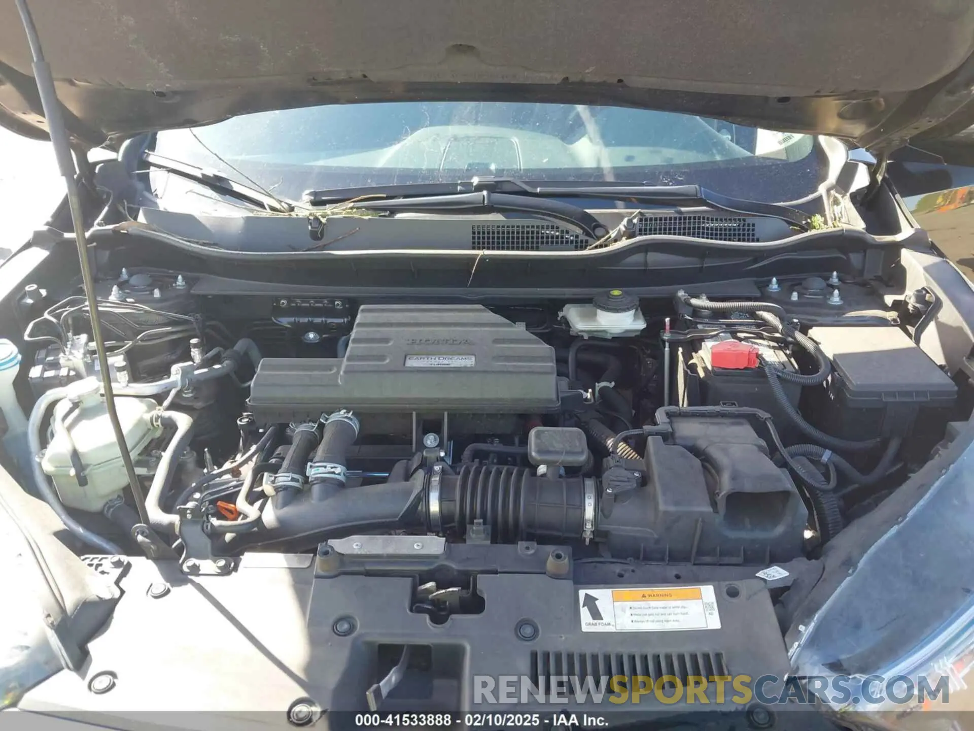 10 Photograph of a damaged car 5J6RW1H84KL005347 HONDA CR-V 2019