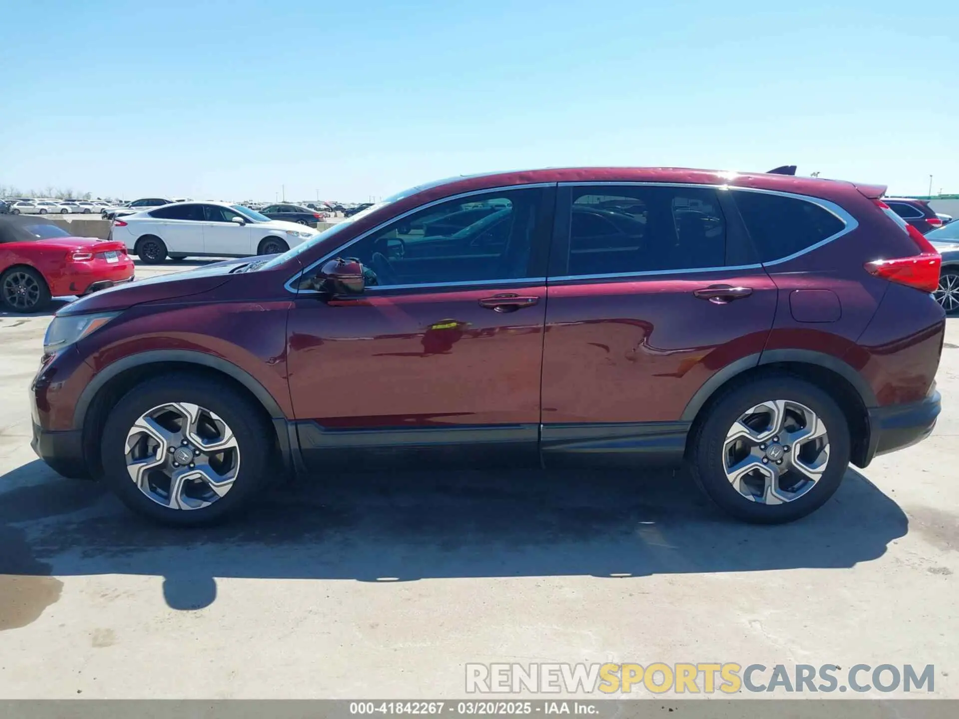 14 Photograph of a damaged car 5J6RW1H85KL002165 HONDA CR-V 2019