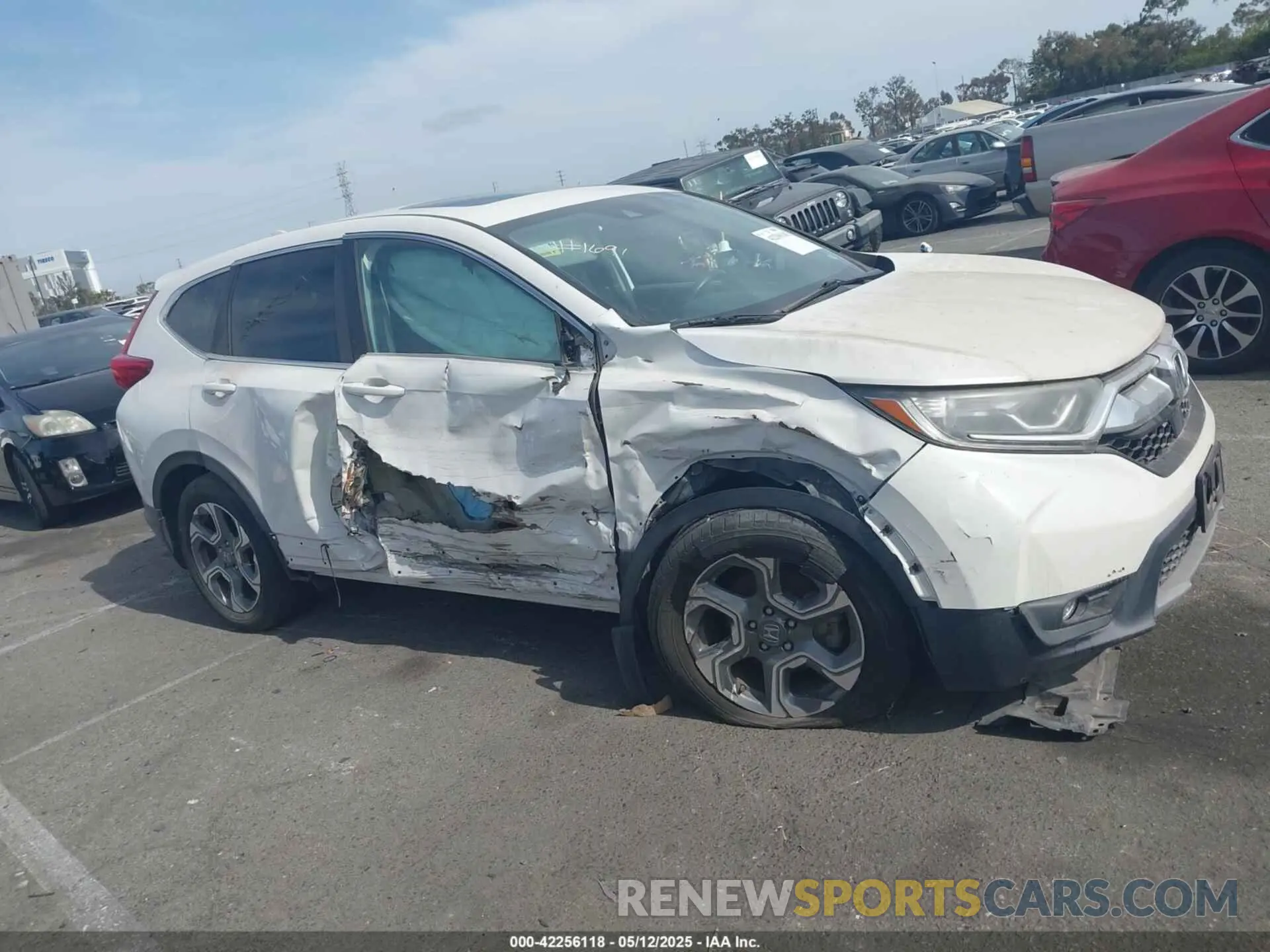 13 Фотография поврежденного автомобиля 5J6RW1H87KA048527 HONDA CR-V 2019
