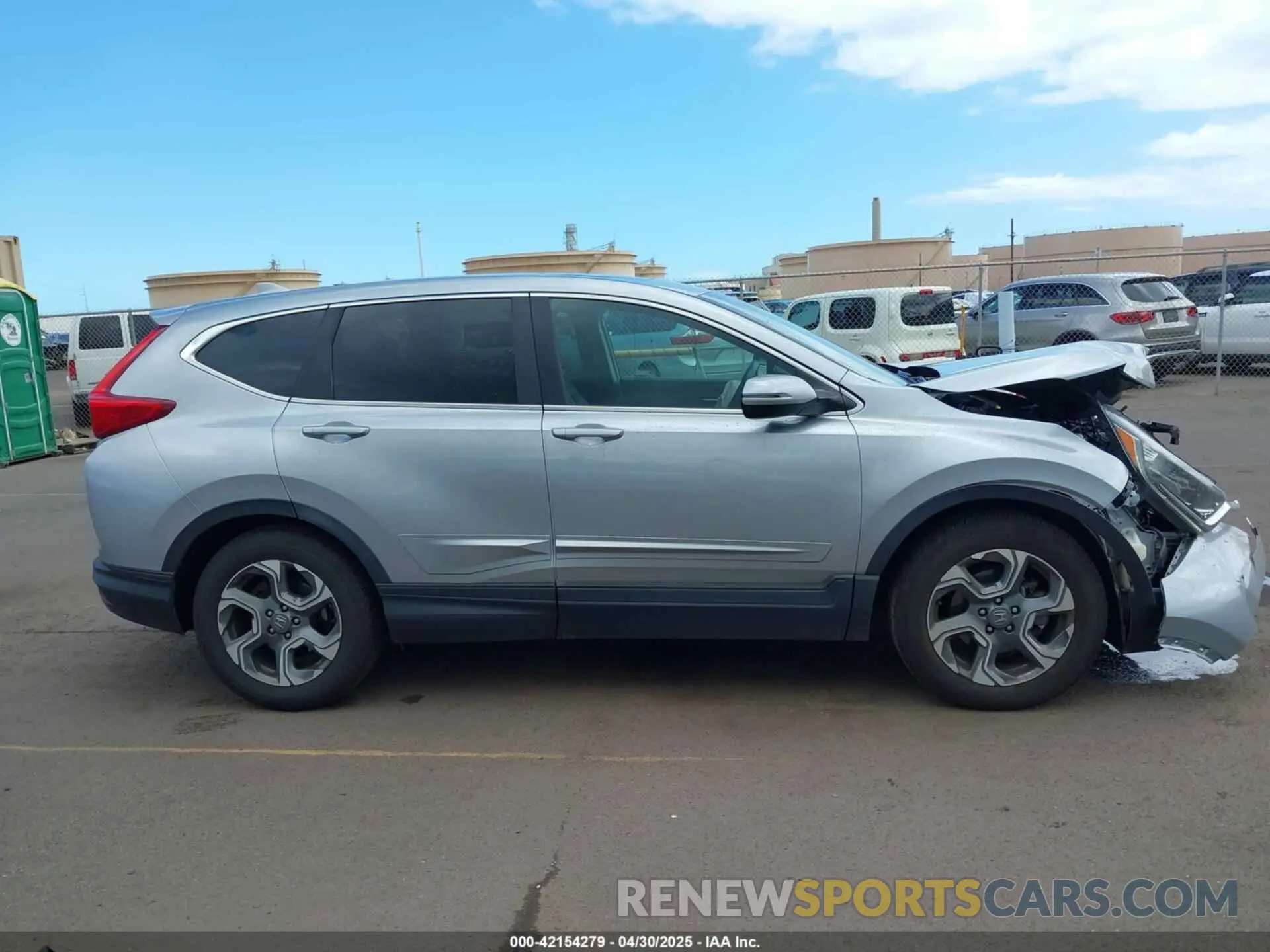 14 Фотография поврежденного автомобиля 5J6RW1H89KA046228 HONDA CR-V 2019