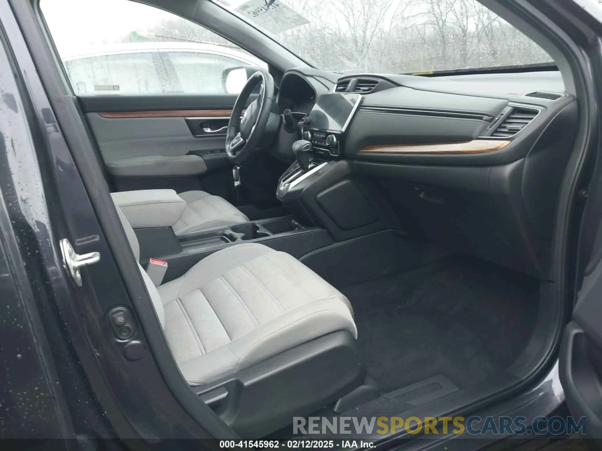 5 Фотография поврежденного автомобиля 5J6RW2H50KA011430 HONDA CR-V 2019