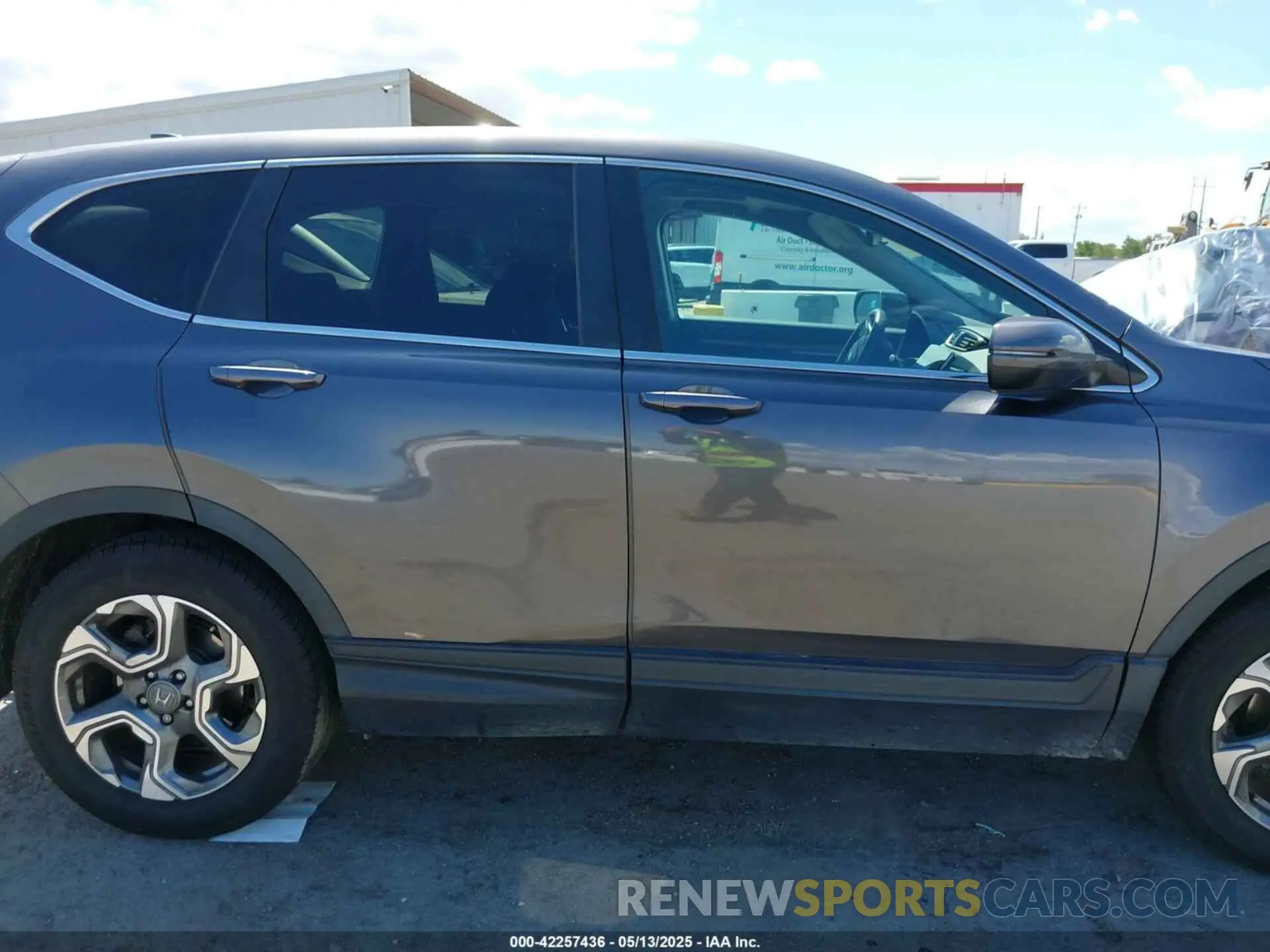 12 Photograph of a damaged car 5J6RW2H51KA013154 HONDA CR-V 2019