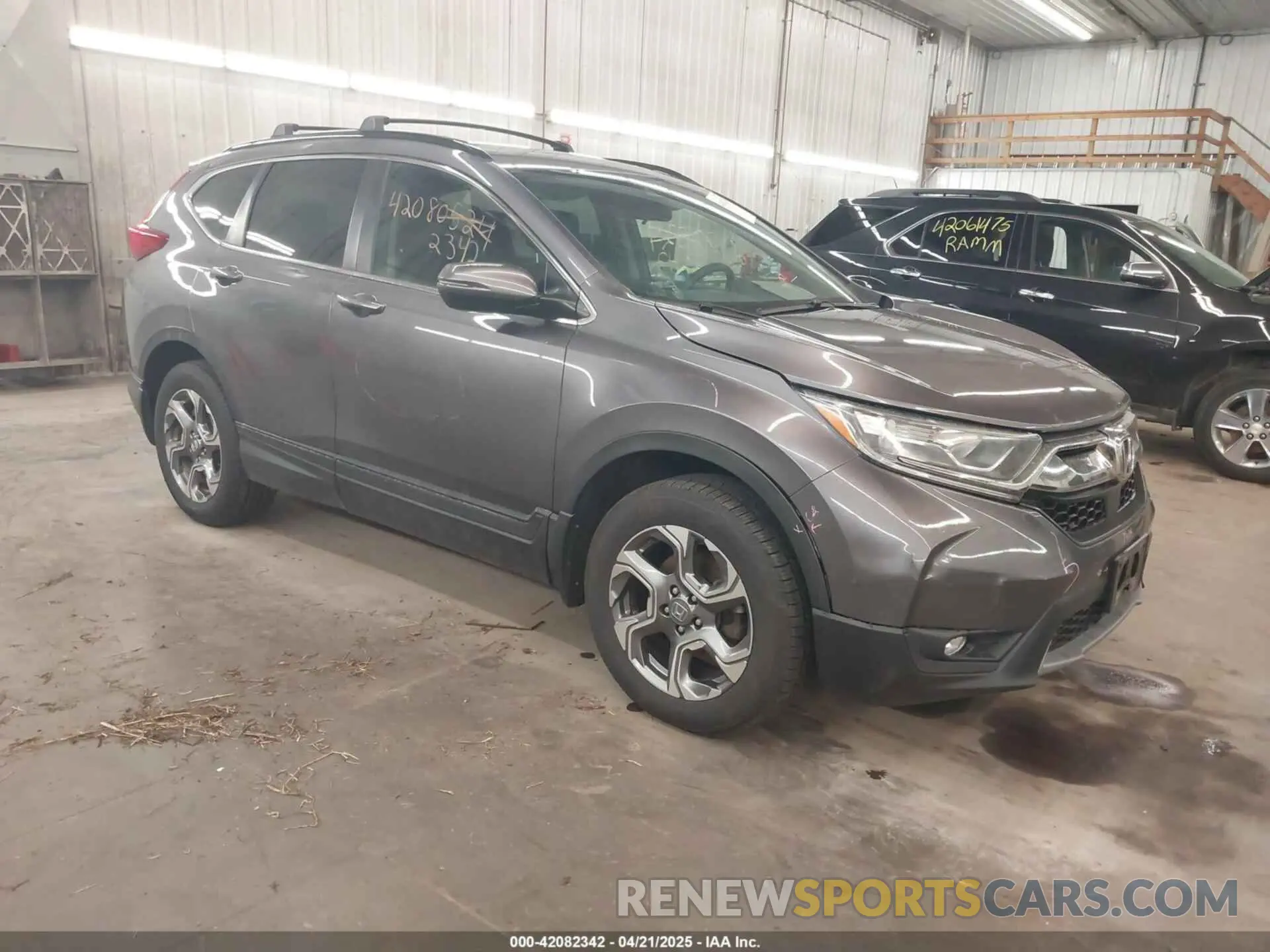 1 Фотография поврежденного автомобиля 5J6RW2H51KL036325 HONDA CR-V 2019
