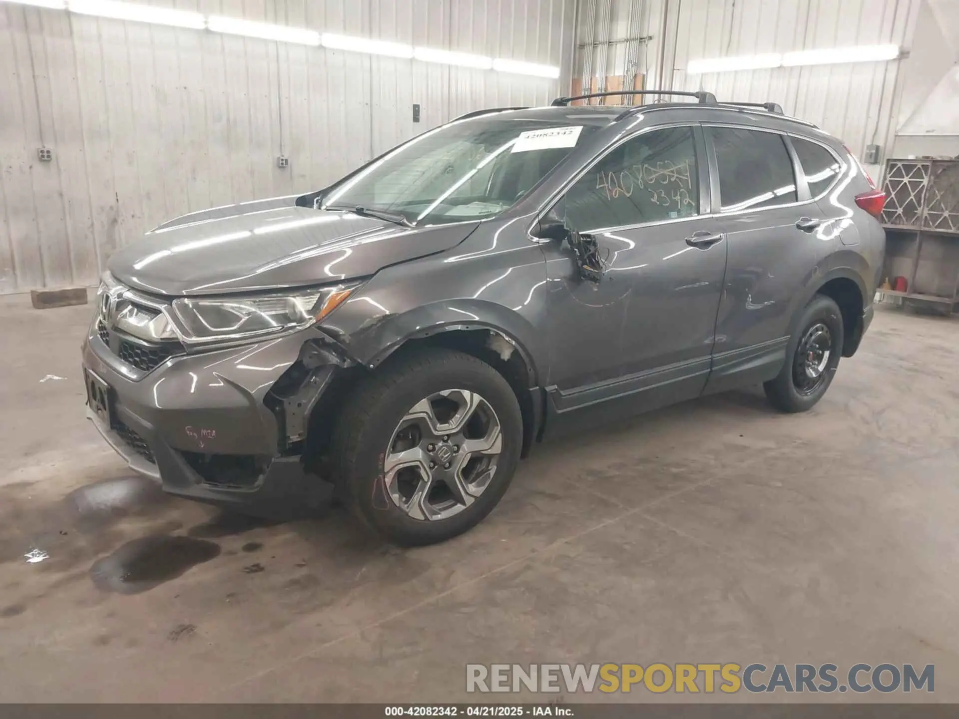 2 Фотография поврежденного автомобиля 5J6RW2H51KL036325 HONDA CR-V 2019
