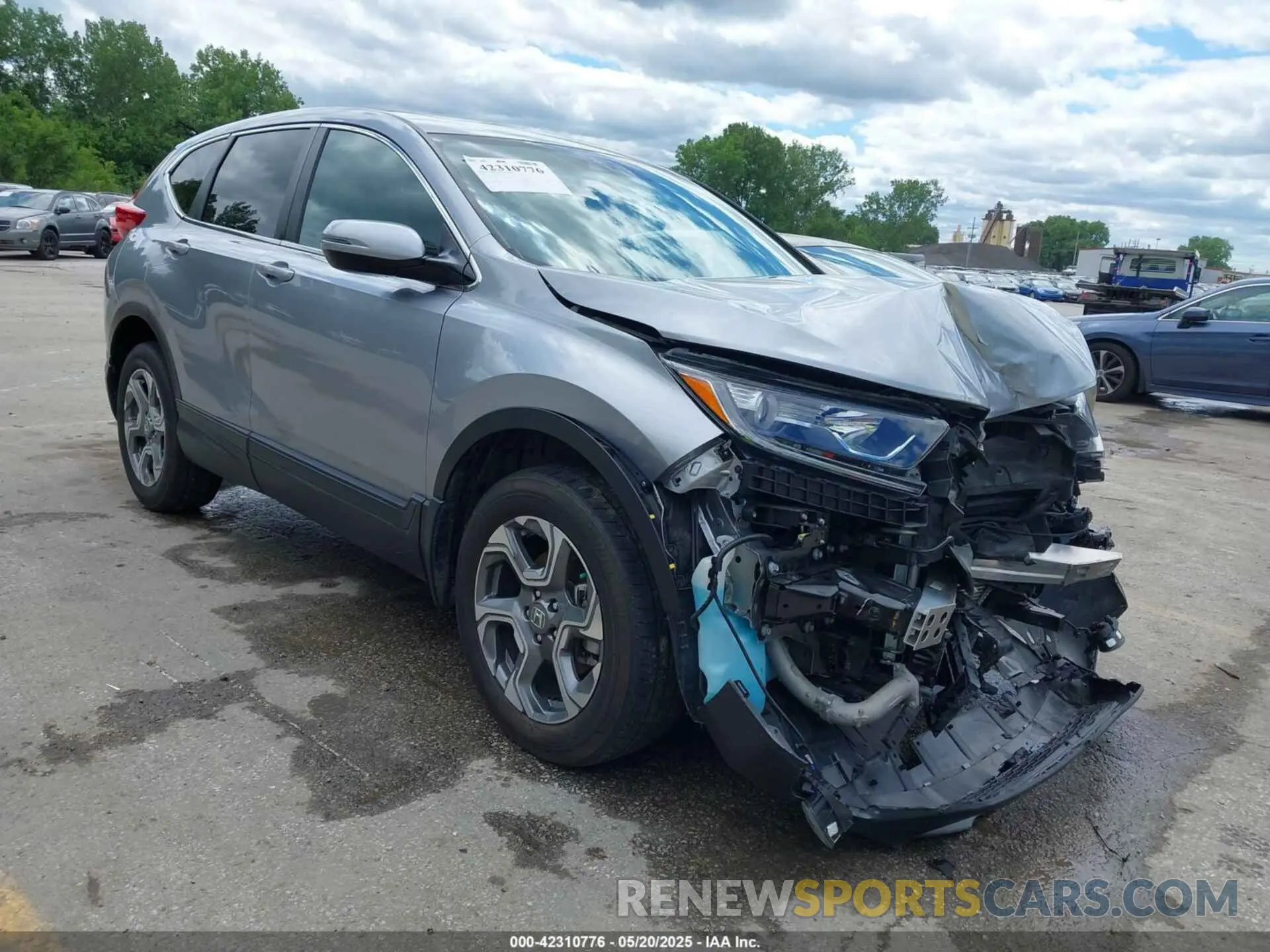 1 Photograph of a damaged car 5J6RW2H82KL029278 HONDA CR-V 2019
