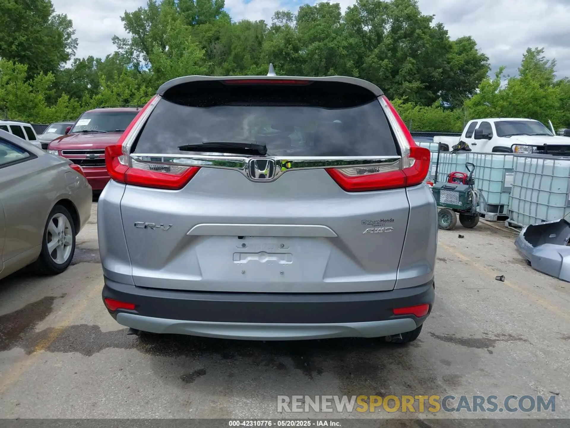 16 Photograph of a damaged car 5J6RW2H82KL029278 HONDA CR-V 2019