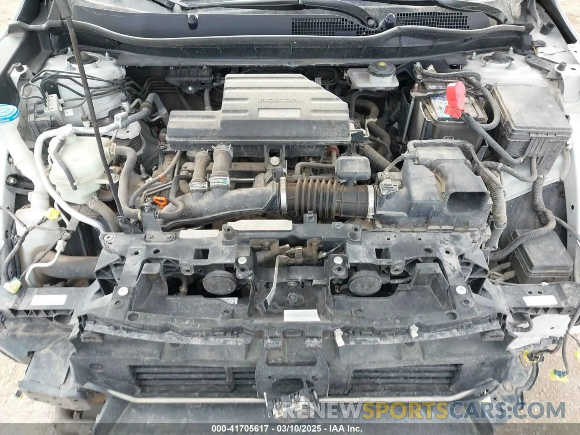 10 Фотография поврежденного автомобиля 5J6RW2H83KA010069 HONDA CR-V 2019