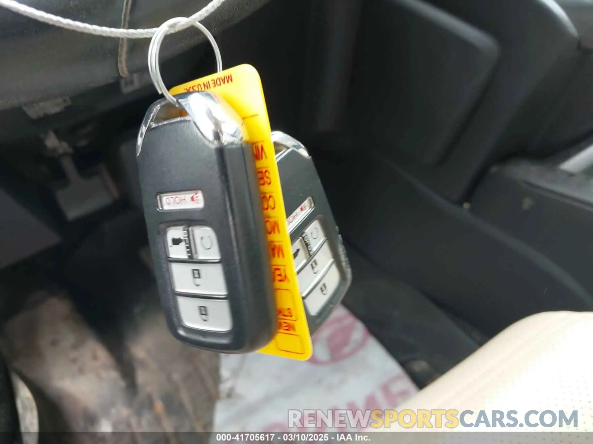 11 Фотография поврежденного автомобиля 5J6RW2H83KA010069 HONDA CR-V 2019