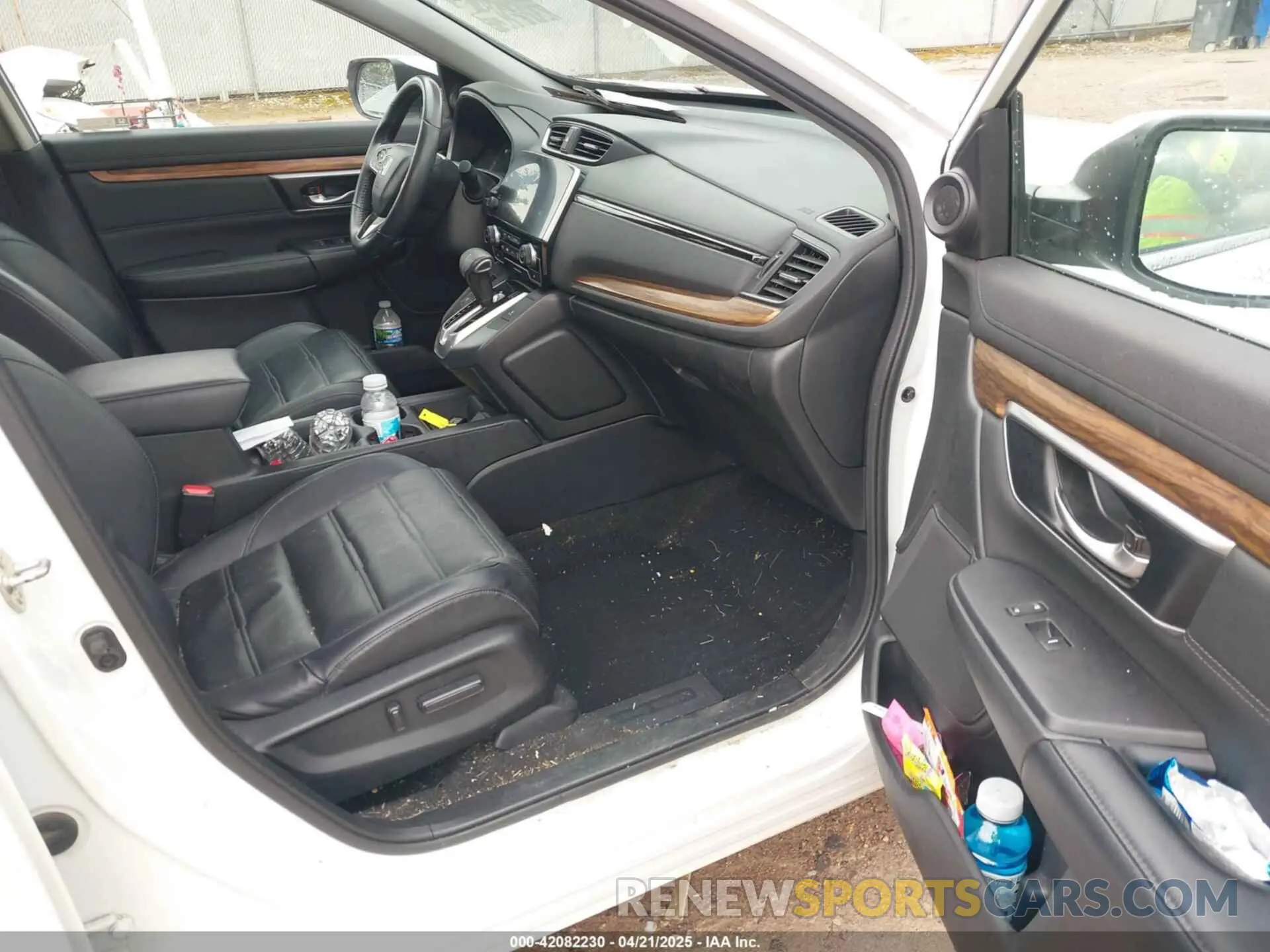 5 Фотография поврежденного автомобиля 5J6RW2H87KL018230 HONDA CR-V 2019