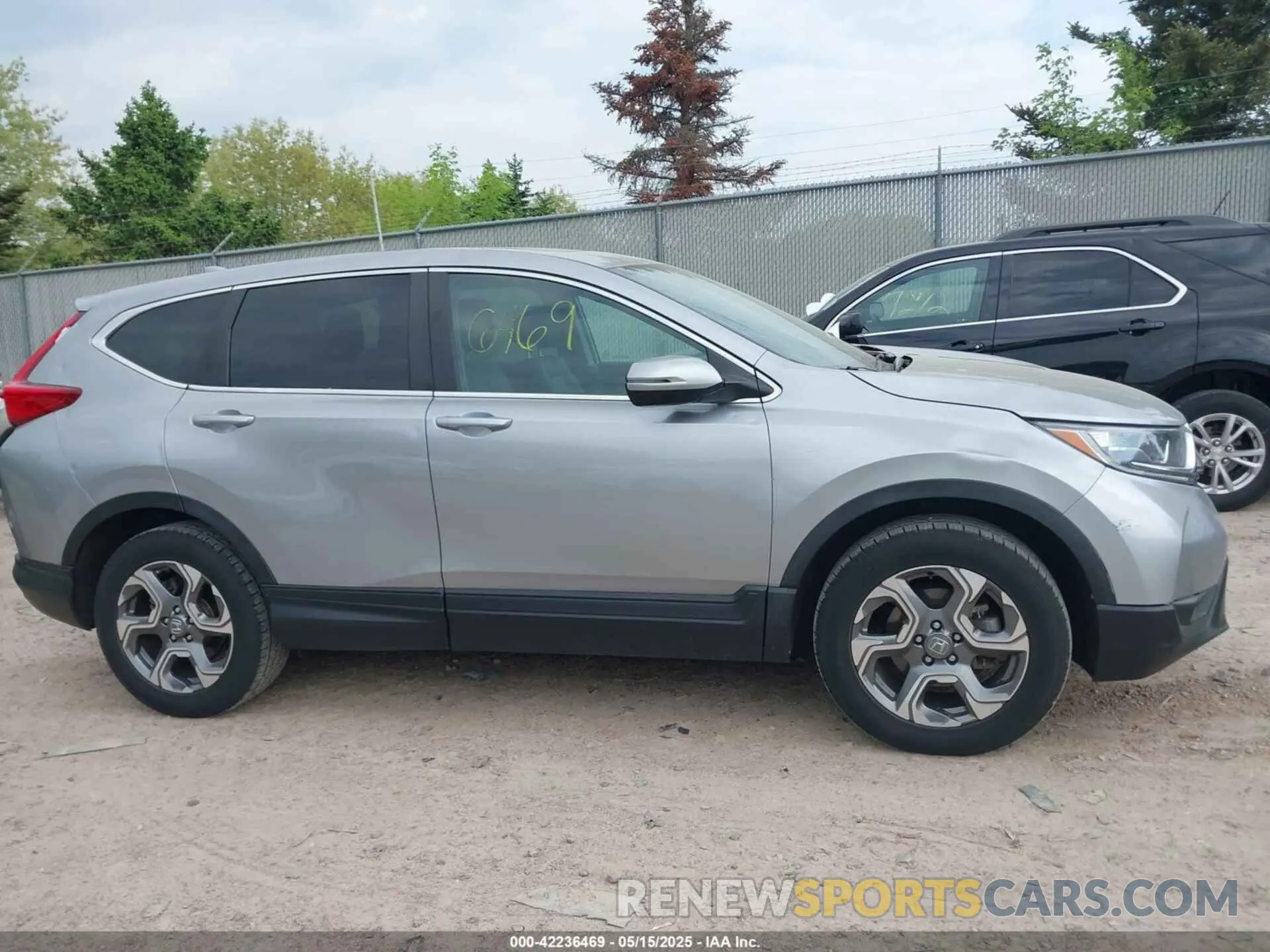13 Фотография поврежденного автомобиля 5J6RW2H88KL002408 HONDA CR-V 2019