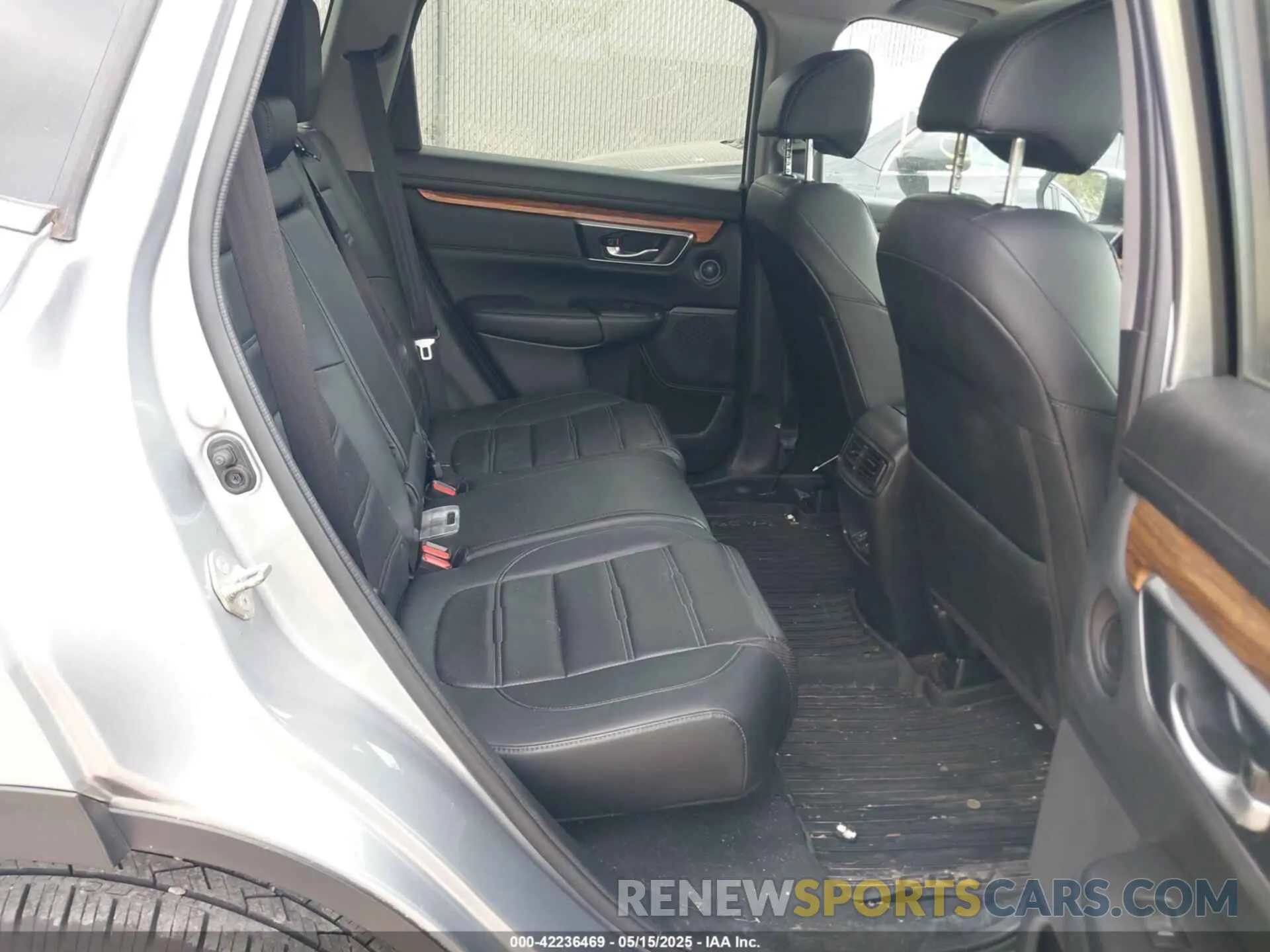 8 Фотография поврежденного автомобиля 5J6RW2H88KL002408 HONDA CR-V 2019