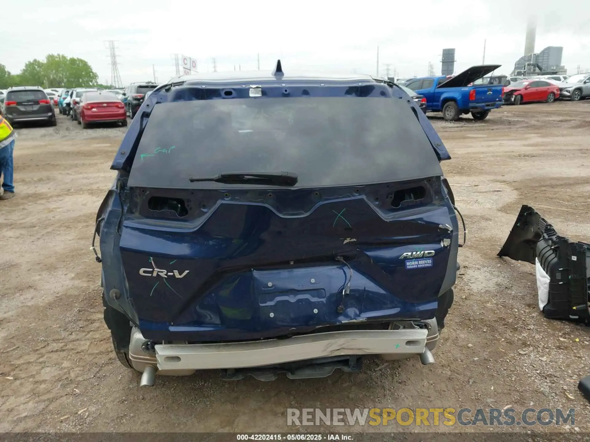 16 Photograph of a damaged car 5J6RW2H89KA000971 HONDA CR-V 2019