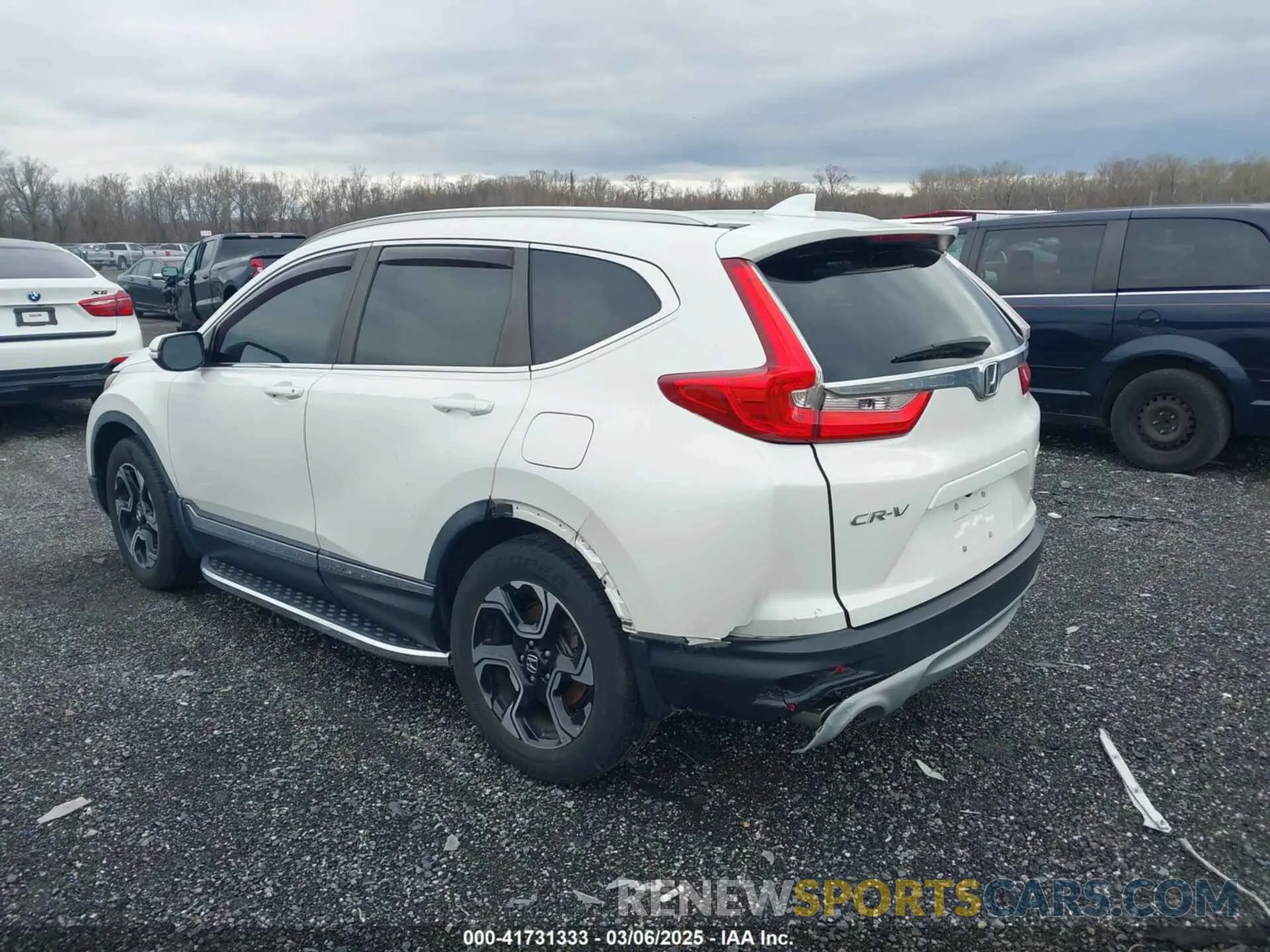 3 Фотография поврежденного автомобиля 5J6RW2H94KL003791 HONDA CR-V 2019