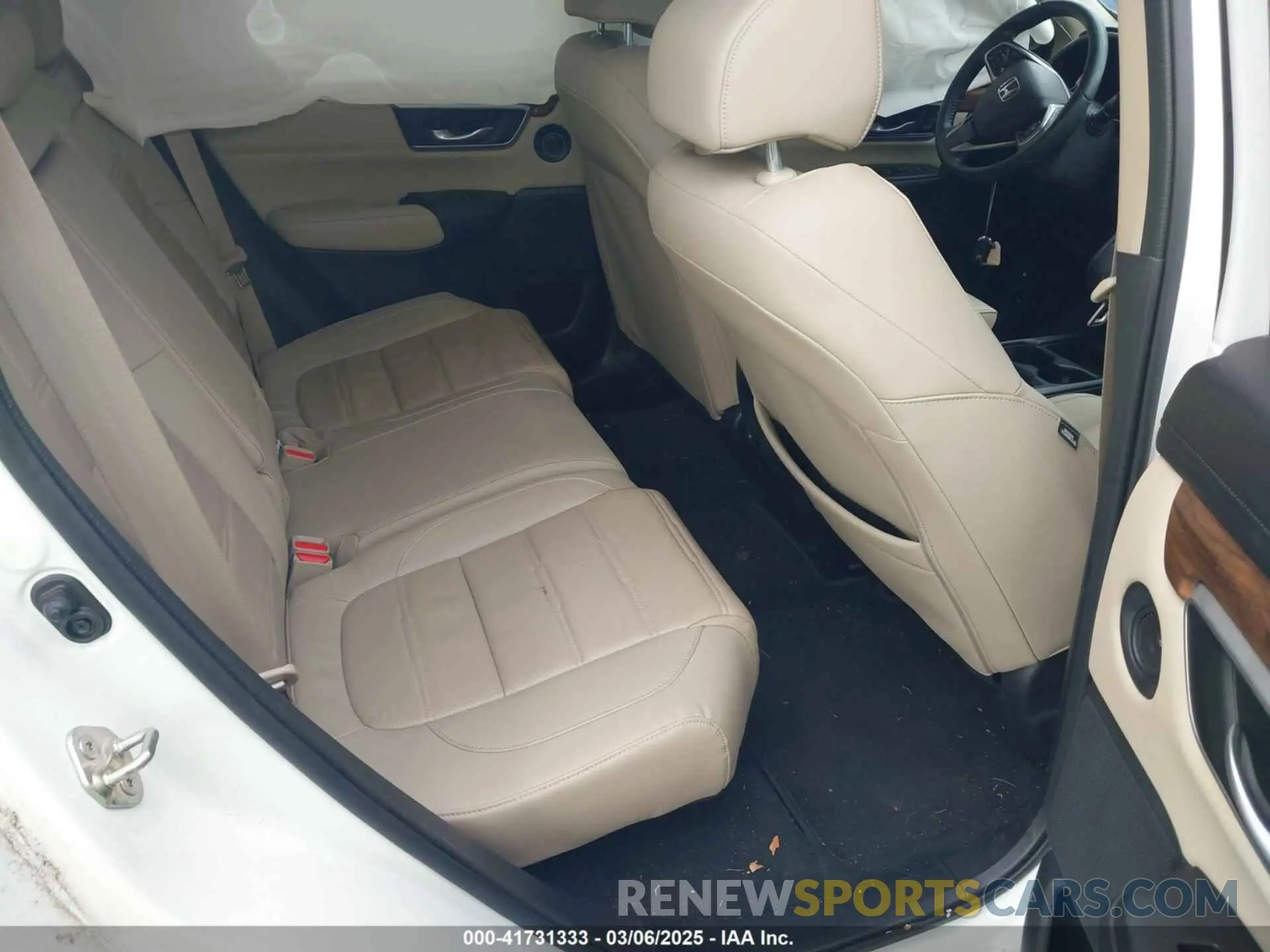 8 Фотография поврежденного автомобиля 5J6RW2H94KL003791 HONDA CR-V 2019