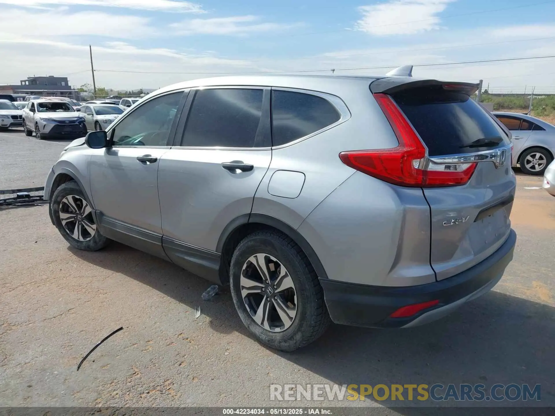 3 Photograph of a damaged car 5J6RW5H37KL004432 HONDA CR-V 2019