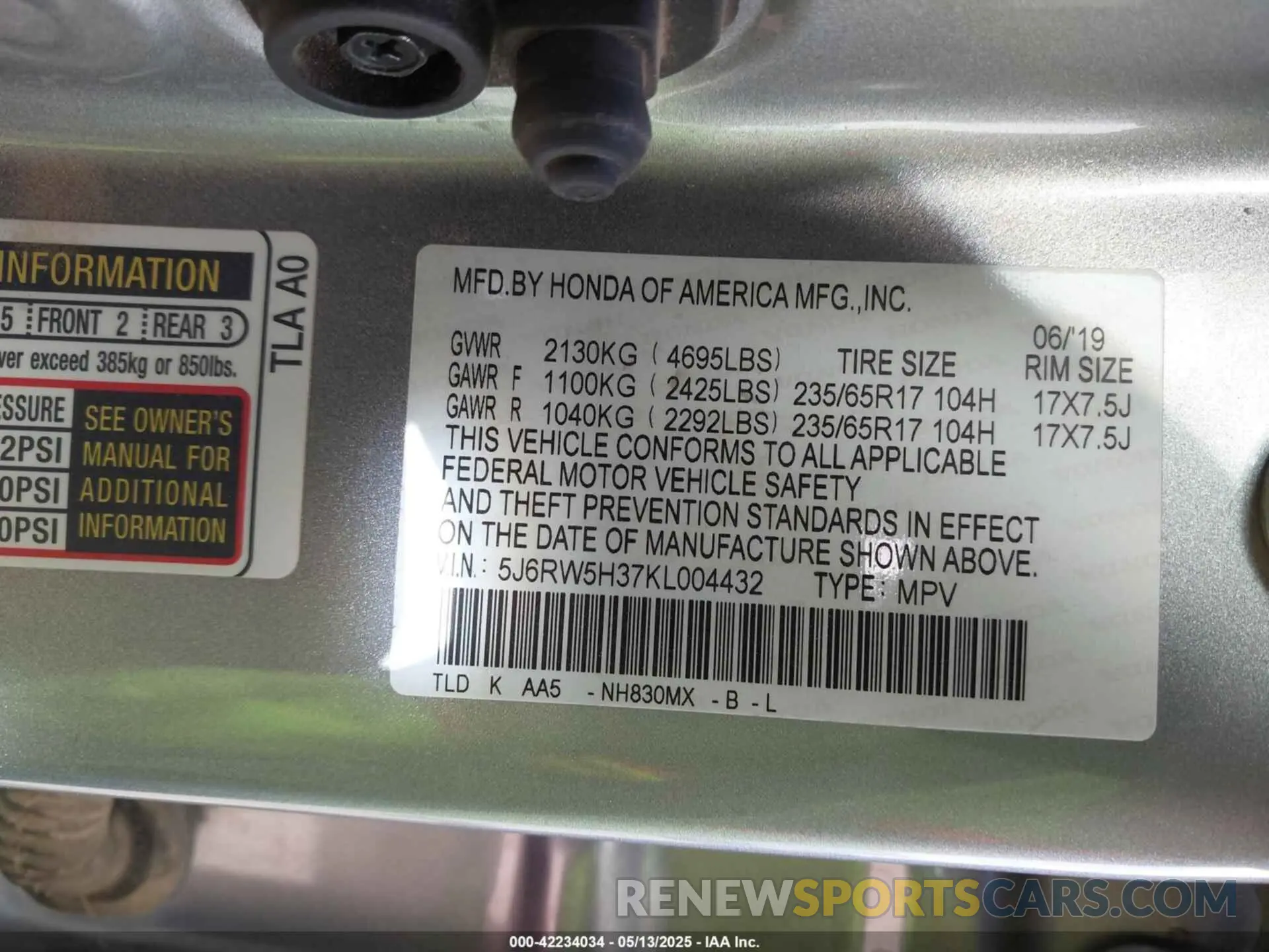 9 Photograph of a damaged car 5J6RW5H37KL004432 HONDA CR-V 2019