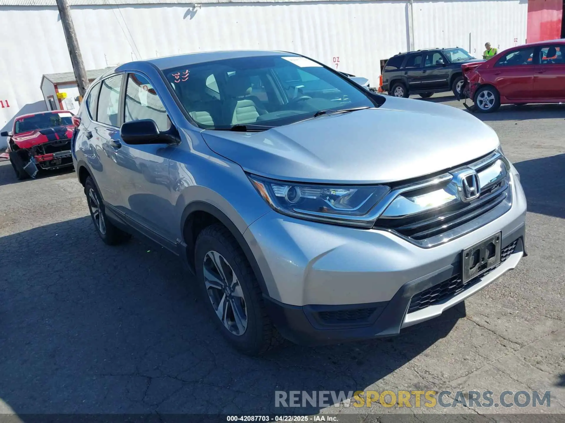 1 Фотография поврежденного автомобиля 5J6RW6H31KL003721 HONDA CR-V 2019