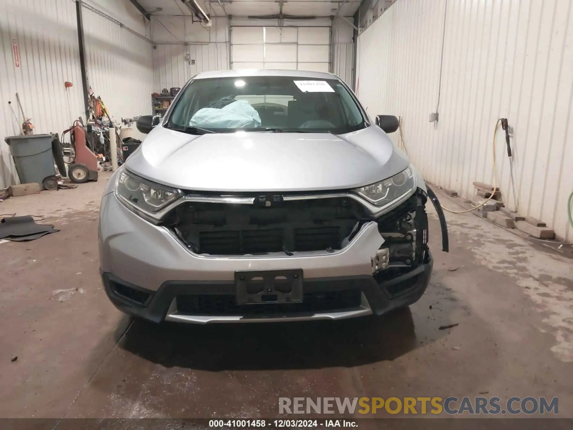 13 Photograph of a damaged car 5J6RW6H35KL001664 HONDA CR-V 2019