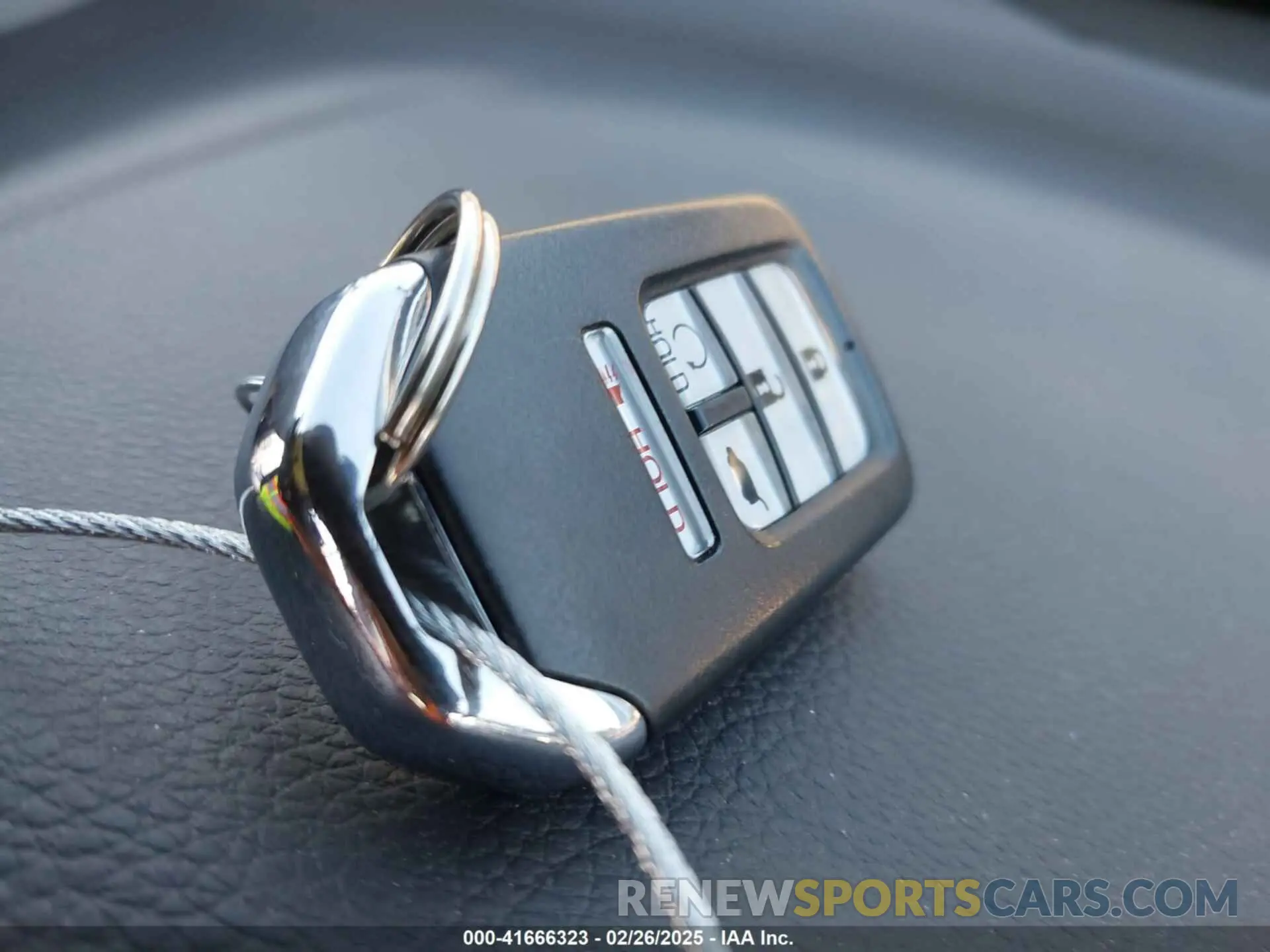 11 Photograph of a damaged car 7FARW1H52KE038656 HONDA CR-V 2019
