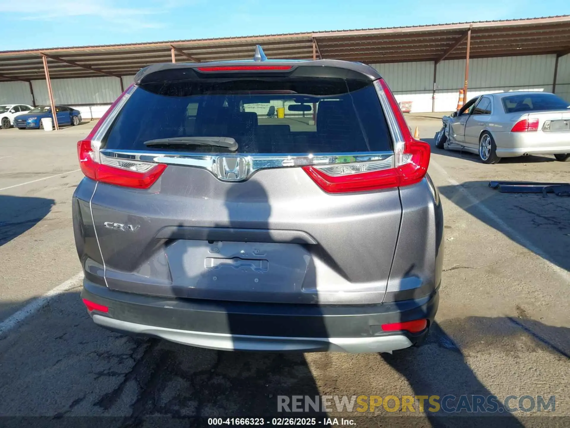 16 Photograph of a damaged car 7FARW1H52KE038656 HONDA CR-V 2019