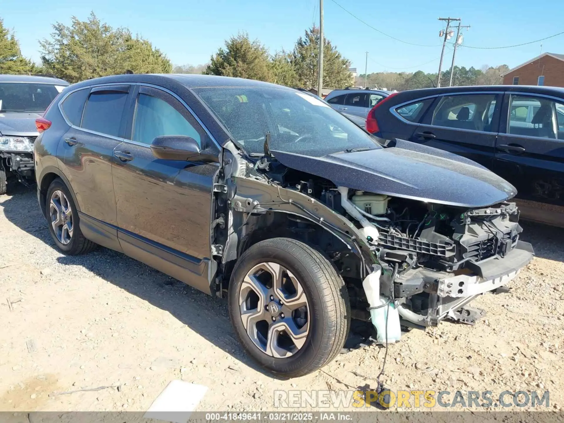 1 Фотография поврежденного автомобиля 7FARW1H53KE018173 HONDA CR-V 2019