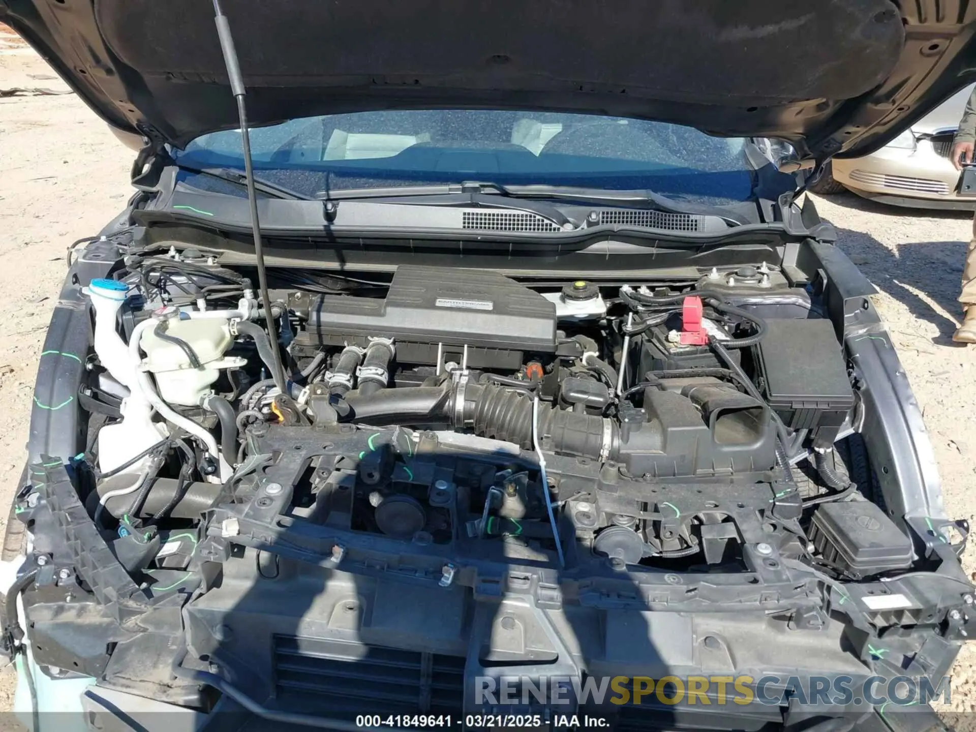 10 Фотография поврежденного автомобиля 7FARW1H53KE018173 HONDA CR-V 2019