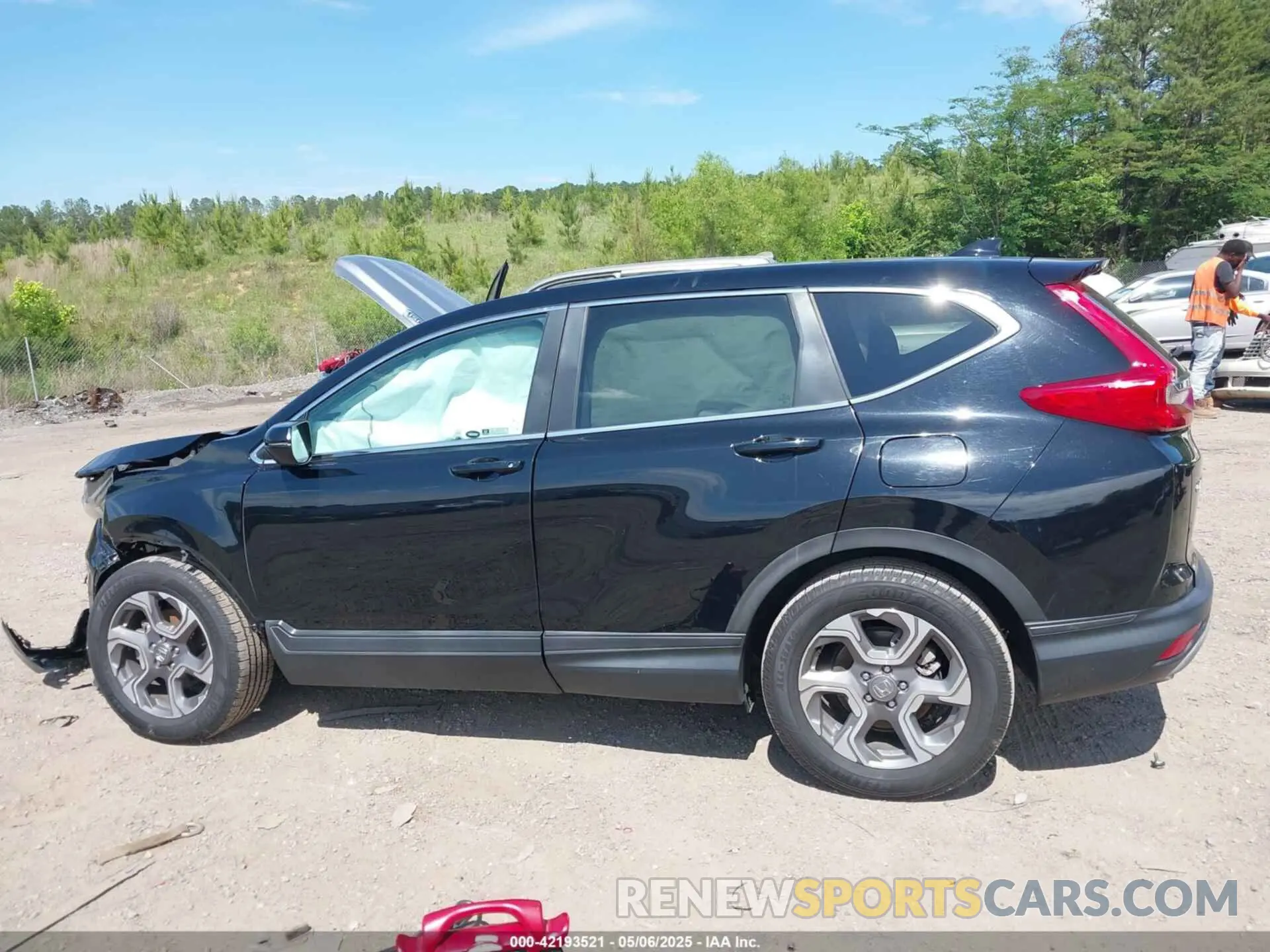 14 Photograph of a damaged car 7FARW1H57KE020539 HONDA CR-V 2019