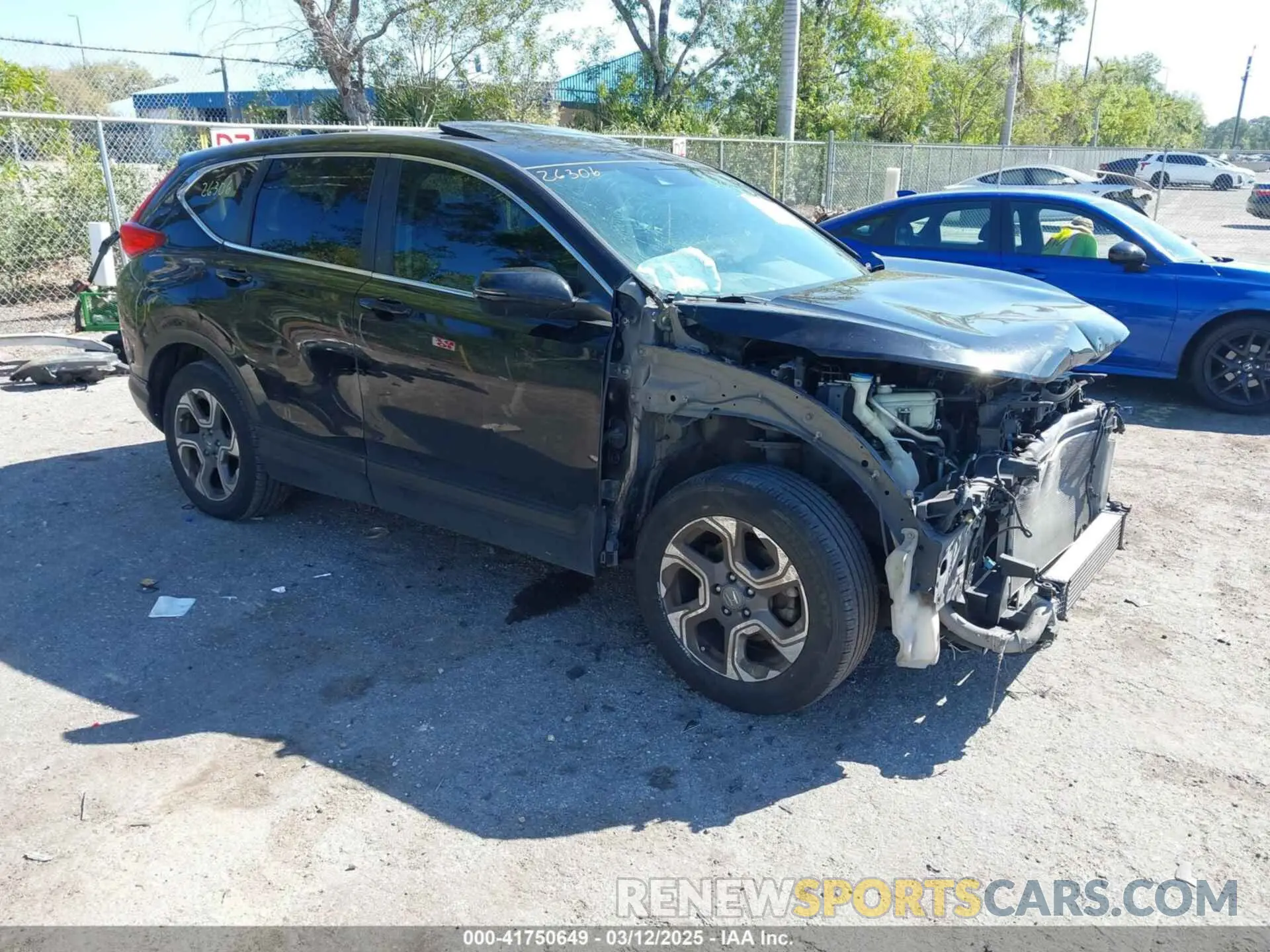 1 Фотография поврежденного автомобиля 7FARW1H58KE025104 HONDA CR-V 2019