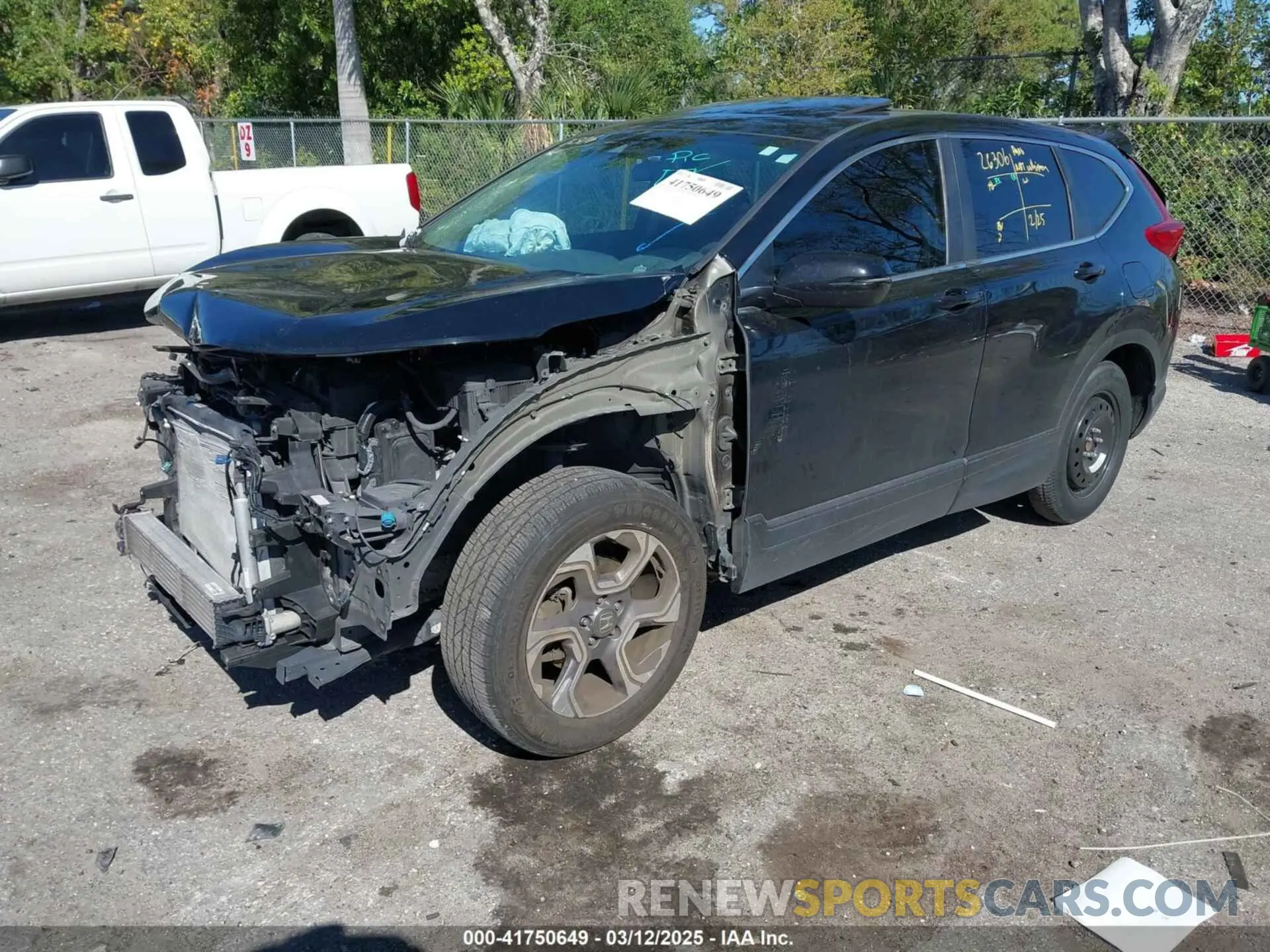 2 Фотография поврежденного автомобиля 7FARW1H58KE025104 HONDA CR-V 2019