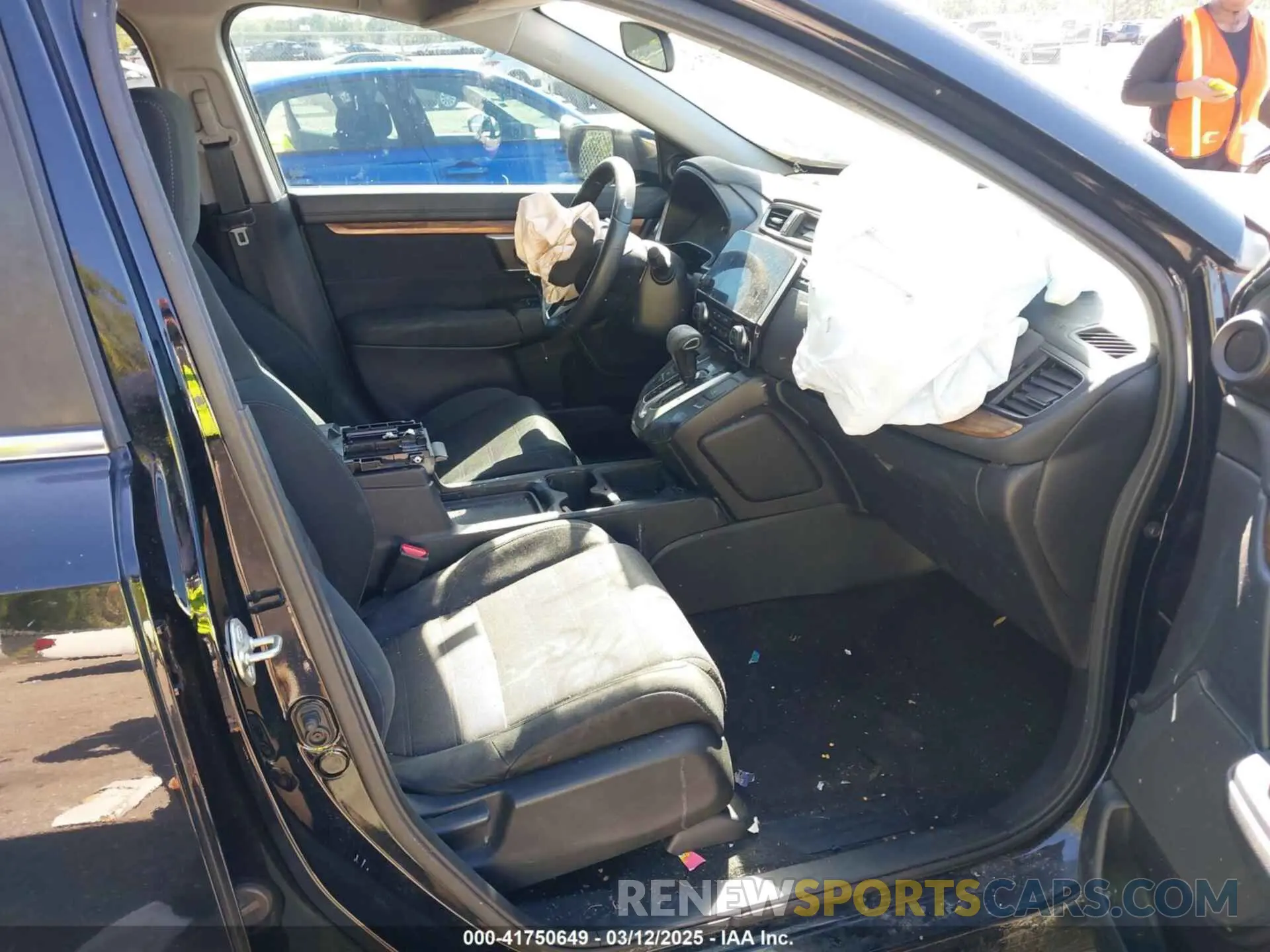 5 Фотография поврежденного автомобиля 7FARW1H58KE025104 HONDA CR-V 2019