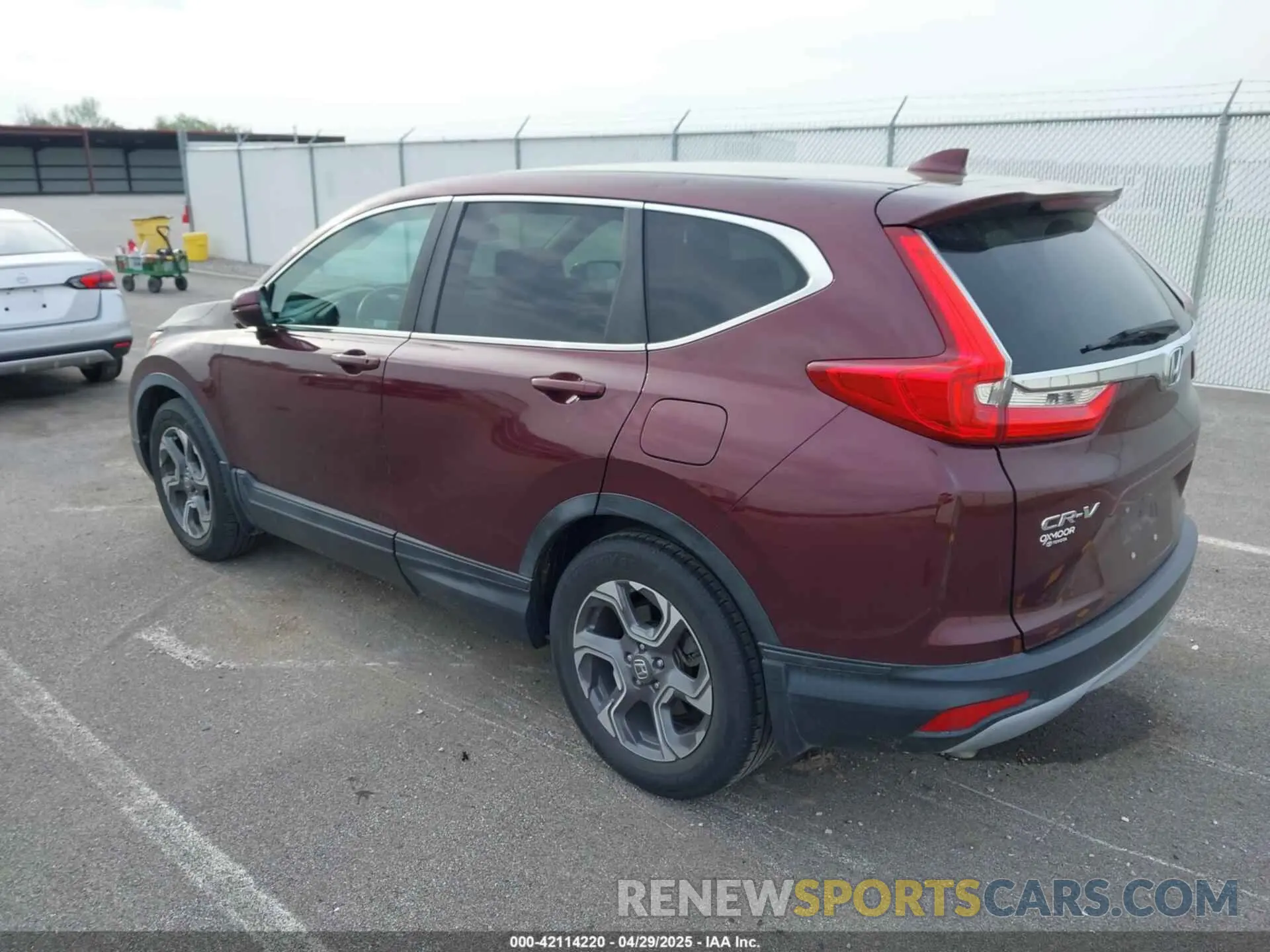 3 Photograph of a damaged car 7FARW1H80KE013409 HONDA CR-V 2019